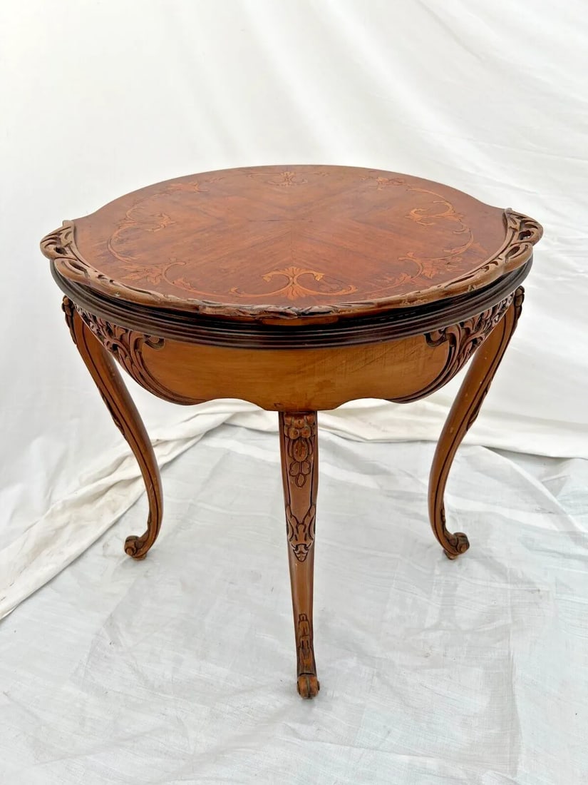 1920s Antique French Table Entry Stand Round Top Floral Hand Cut Inlays and Fret Work - 4