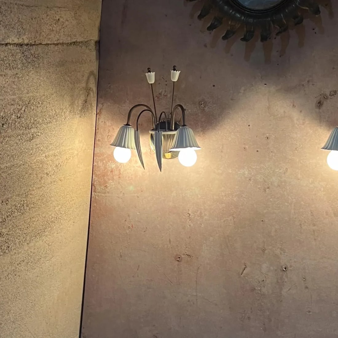 1950s Italian Wall Sconces White Flower Patinated Brass - 2