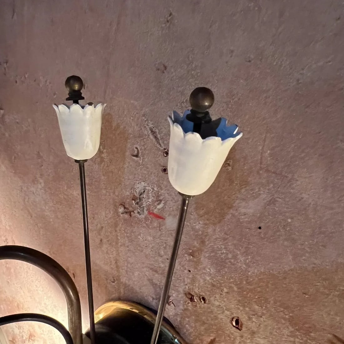 1950s Italian Wall Sconces White Flower Patinated Brass - 8