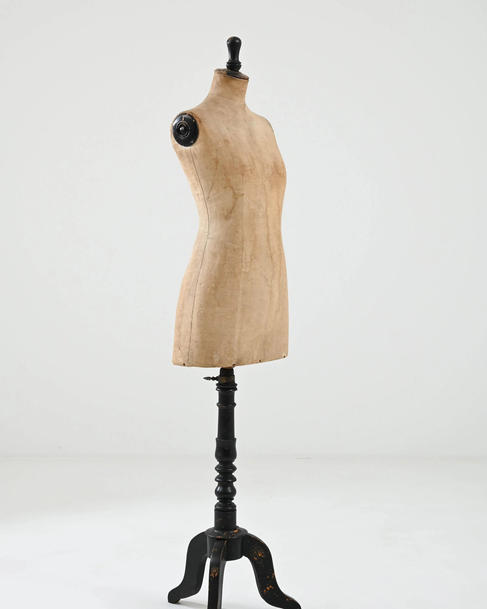 Early 20th Century French Wooden Mannequin - 5