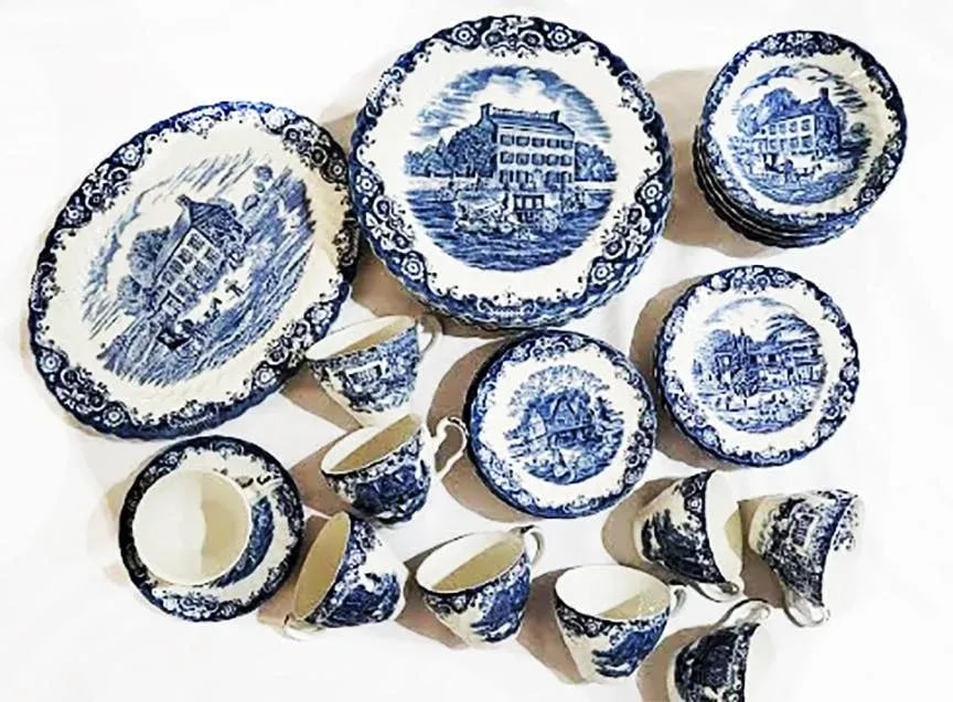 Johnson Brothers China Heritage Hall Blue Pattern - Made in Staffordshire England - 2