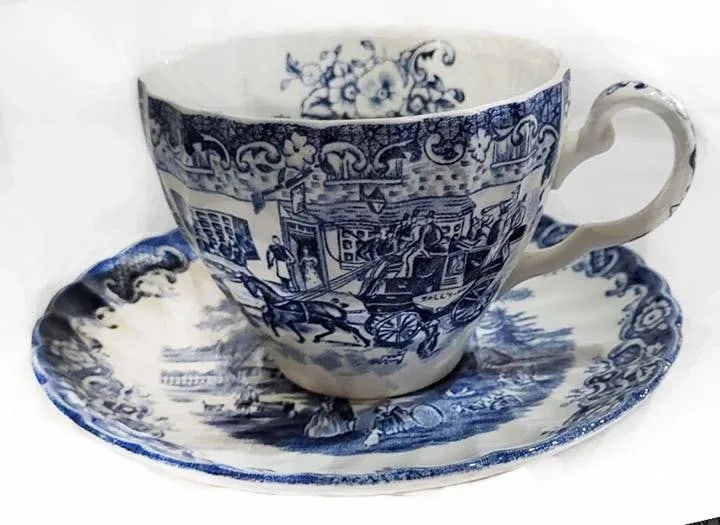 Johnson Brothers China Heritage Hall Blue Pattern - Made in Staffordshire England - 5