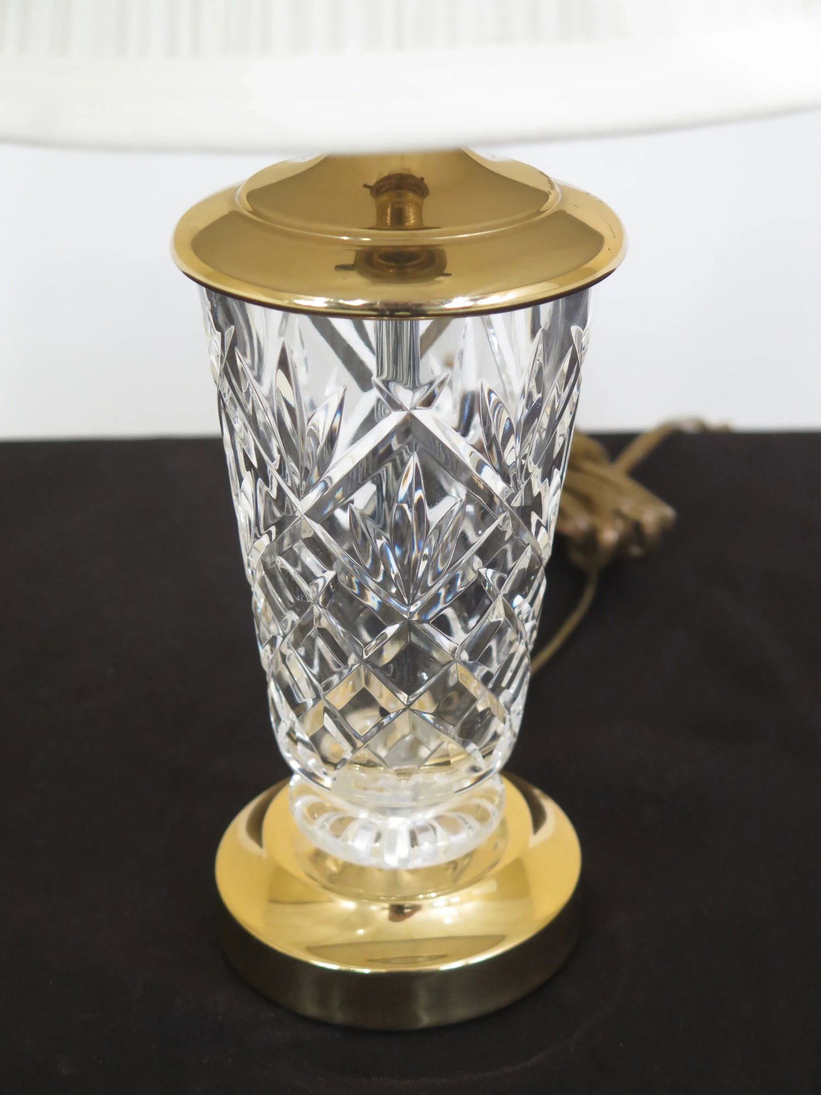 1990s Traditional Waterford Crystal Table Lamp With Shade - 4