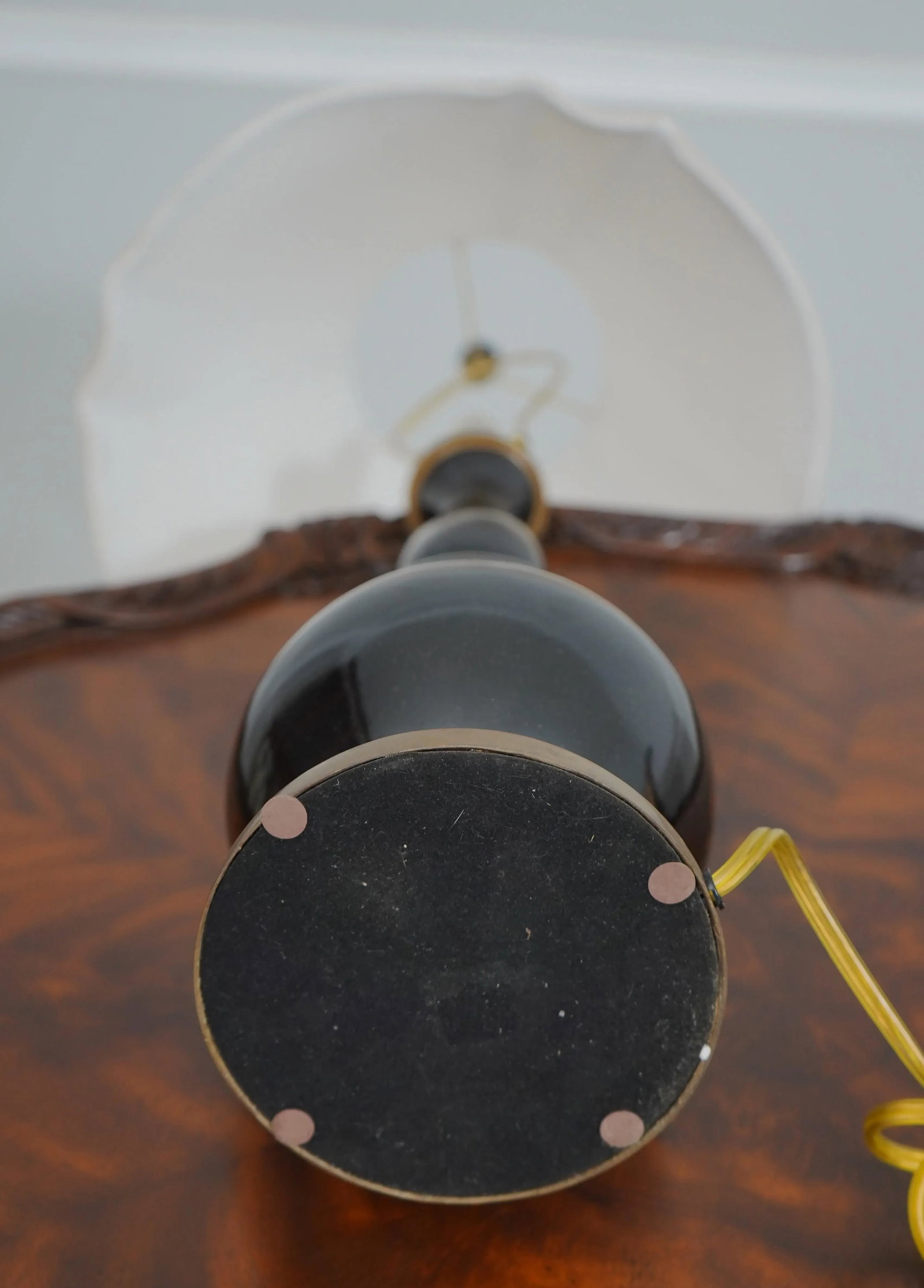 Modern Bulbous Ceramic & Brass Table Lamp - 11