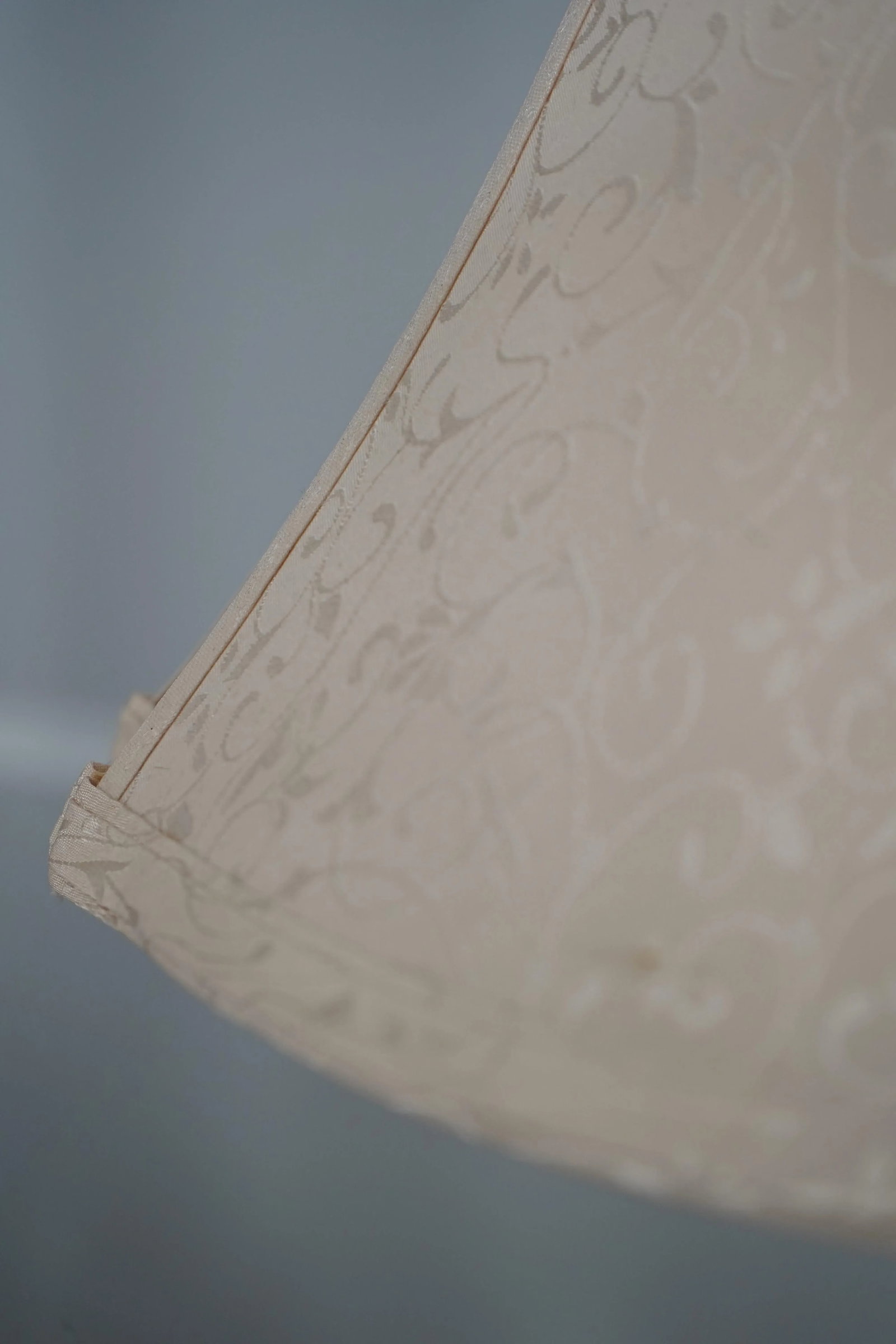 Modern Bulbous Ceramic & Brass Table Lamp - 9