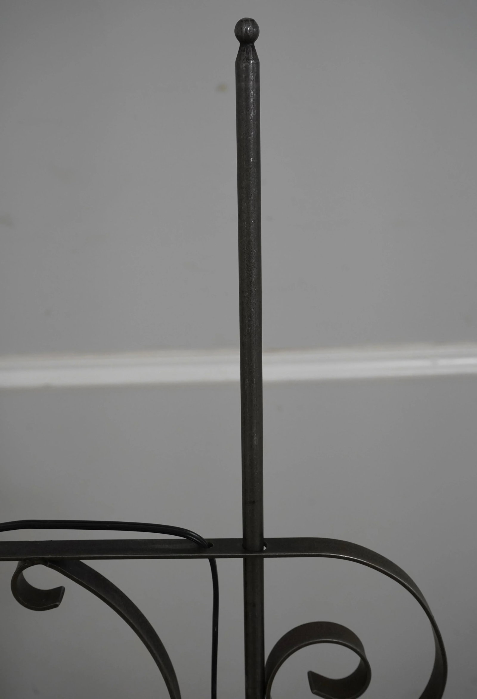 Hand Crafted Wrought Iron Adjustable Arm Primitive Floor Lamp - 7