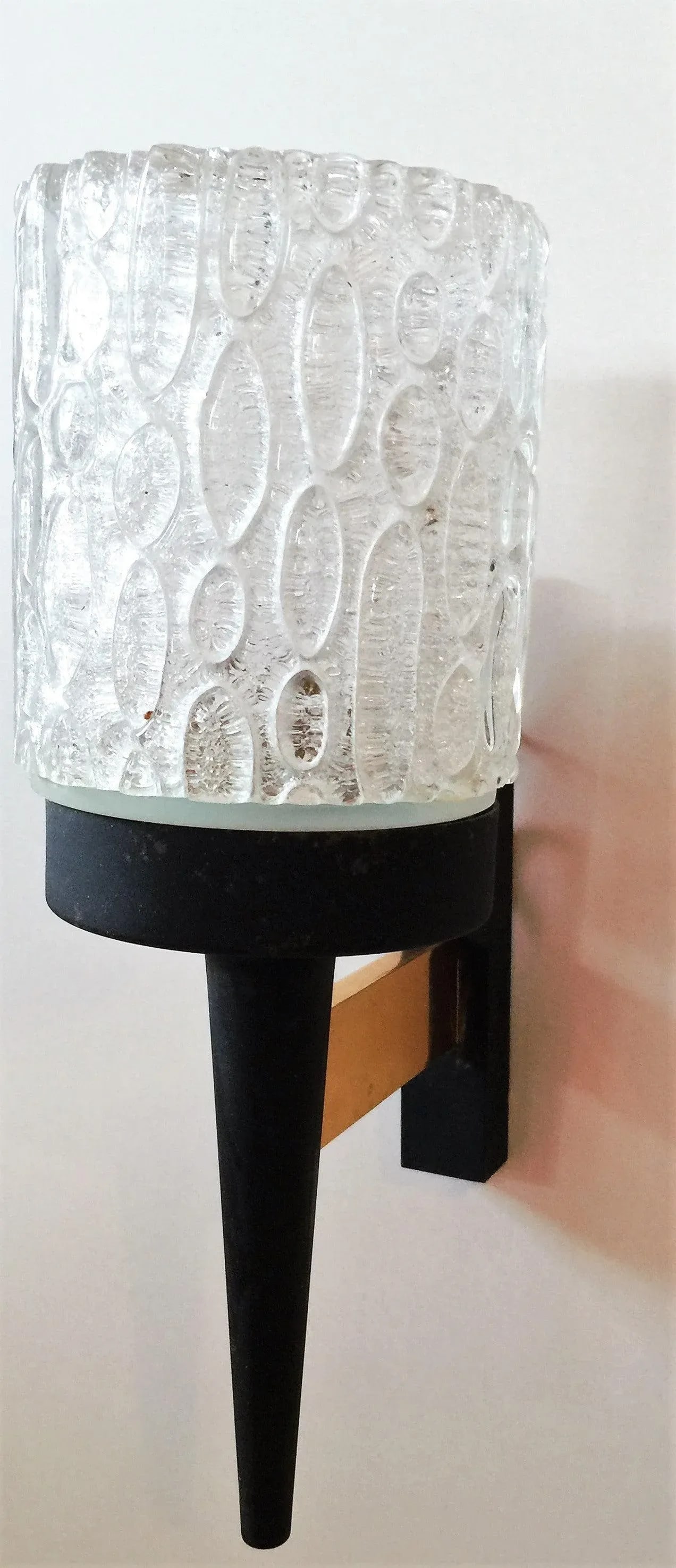 Brutalist Thick Textured Glass Sconces, France Late 1960s - a Pair - 2