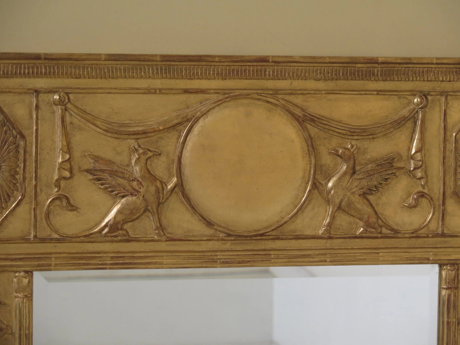 Italian Neoclassical Gold Gilt Mirror With Gargoyle - 2