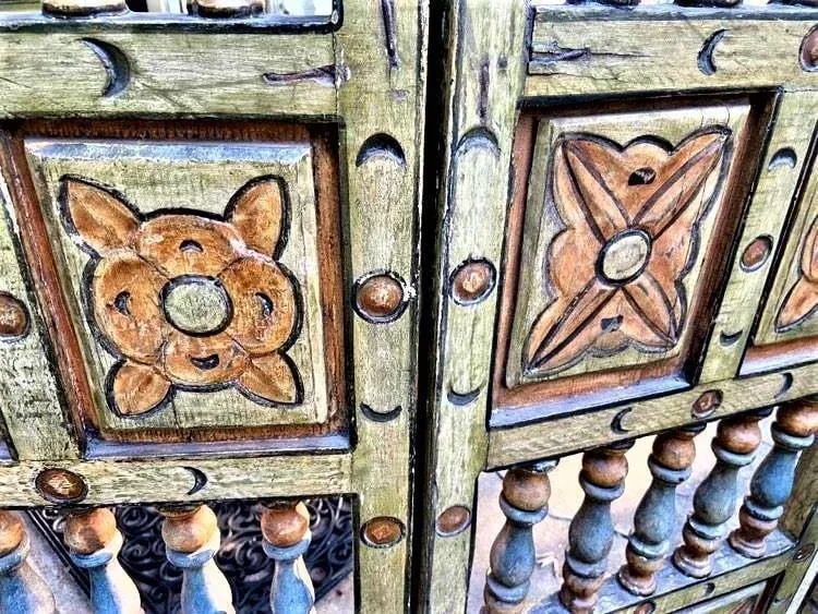 Extraordinary Antique Painted 18th Century Spanish Colonial Room Divider From Mexico - 2