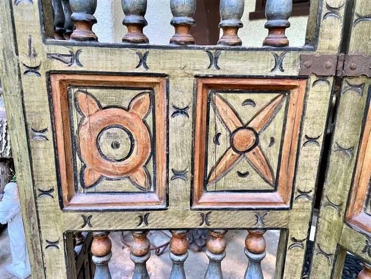 Extraordinary Antique Painted 18th Century Spanish Colonial Room Divider From Mexico - 3
