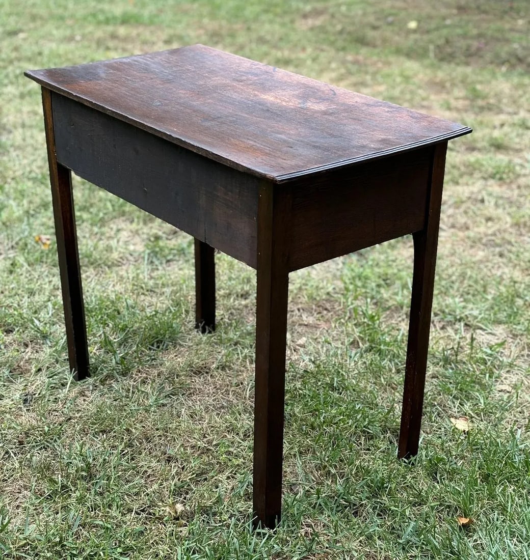 18th Century George III Lowboy Table - 3