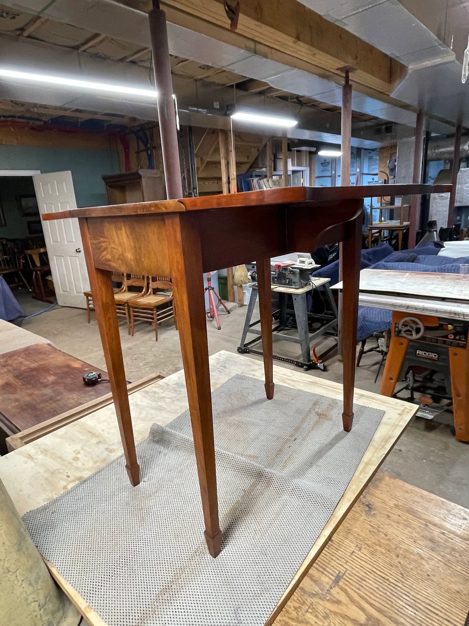 Vintage Mahogany Pembroke Table - 4