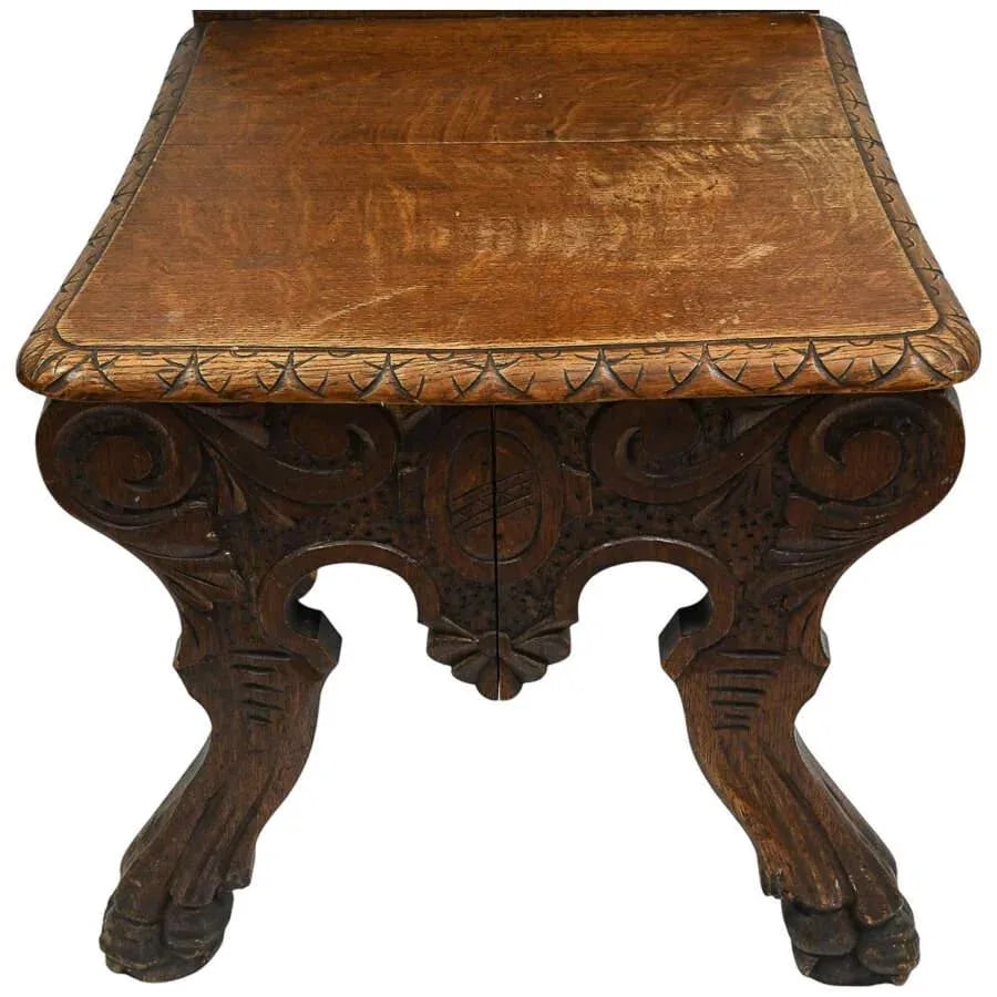 Antique Handcrafted Oak Sgabello Griffon Hall Chair - 7