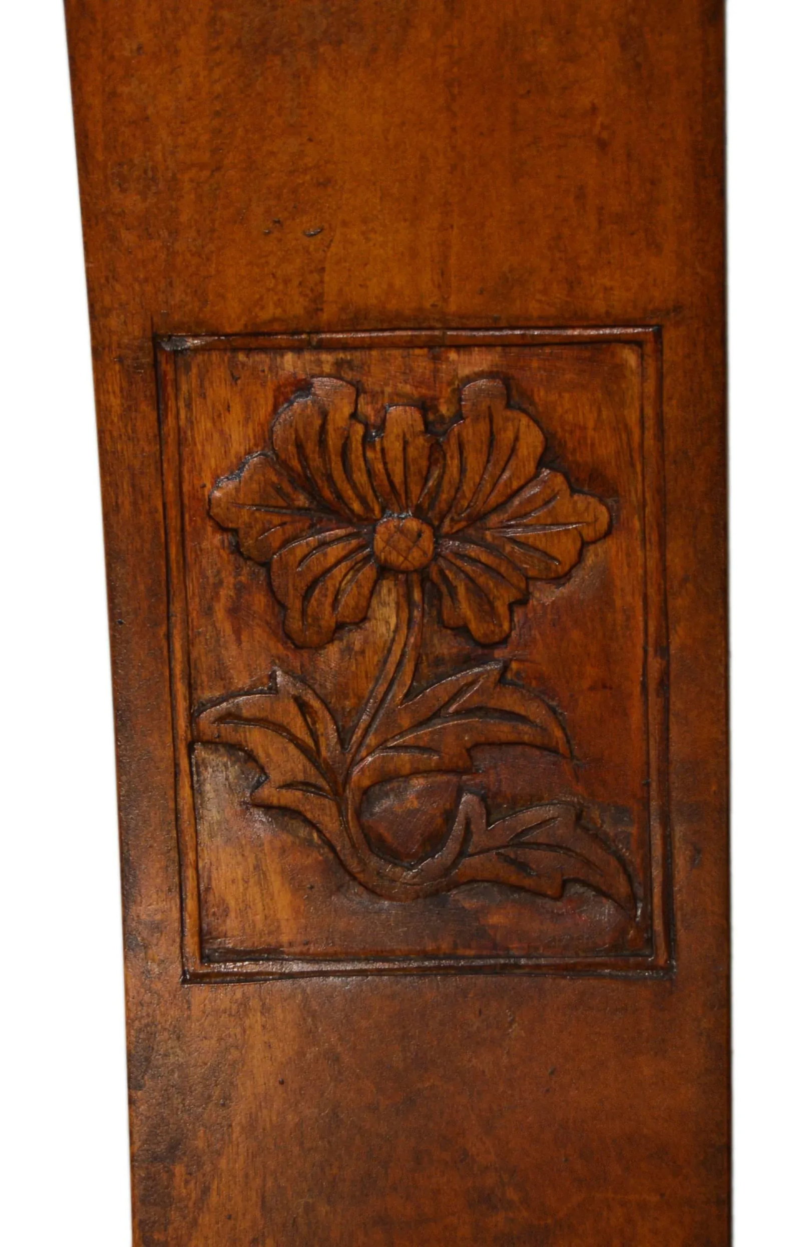 Chinese 19th Century Armchair with Open Arms and Hand-Carved Floral Motifs - 3
