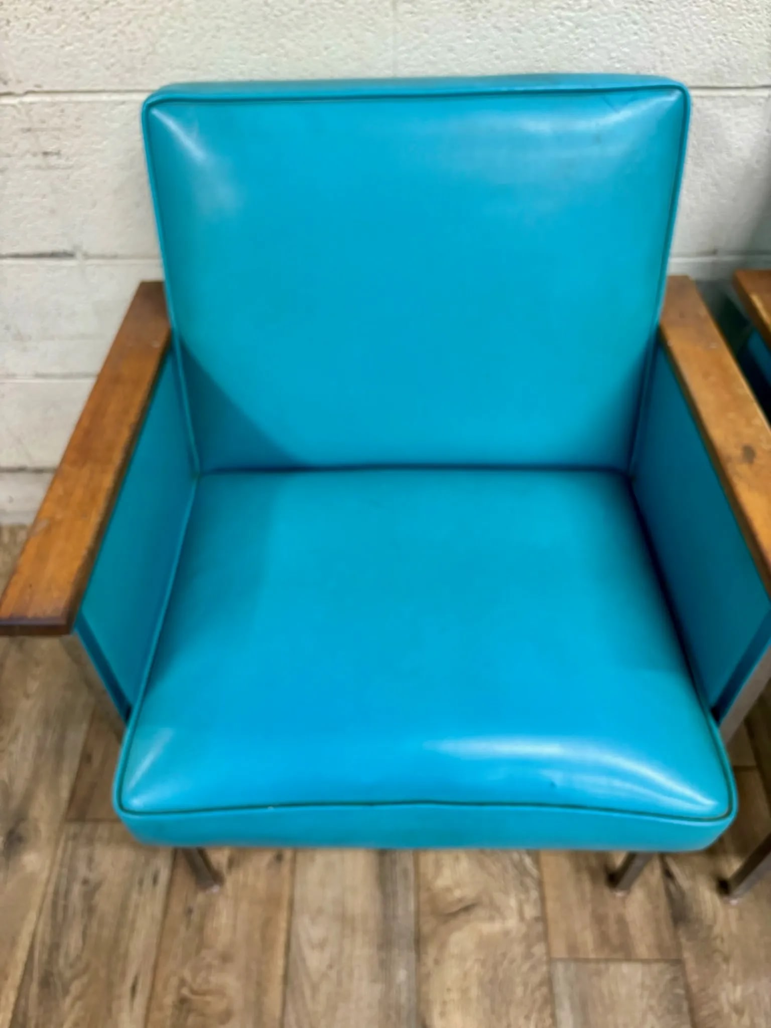 Vintage Designcraft Metal Mfg Mid Century Vinyl and Metal Tanker Chairs - 3