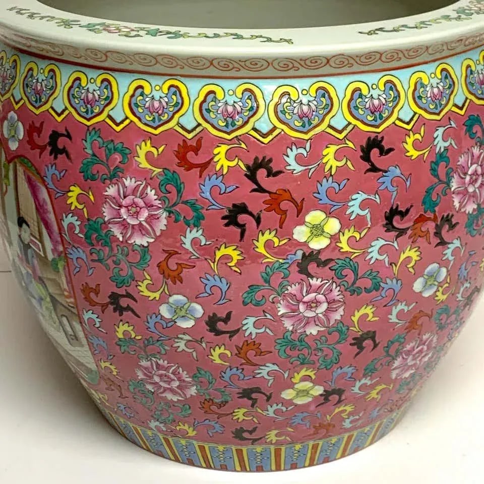 Early 20th Century Chinese Famille Verte Fishbowl - 6
