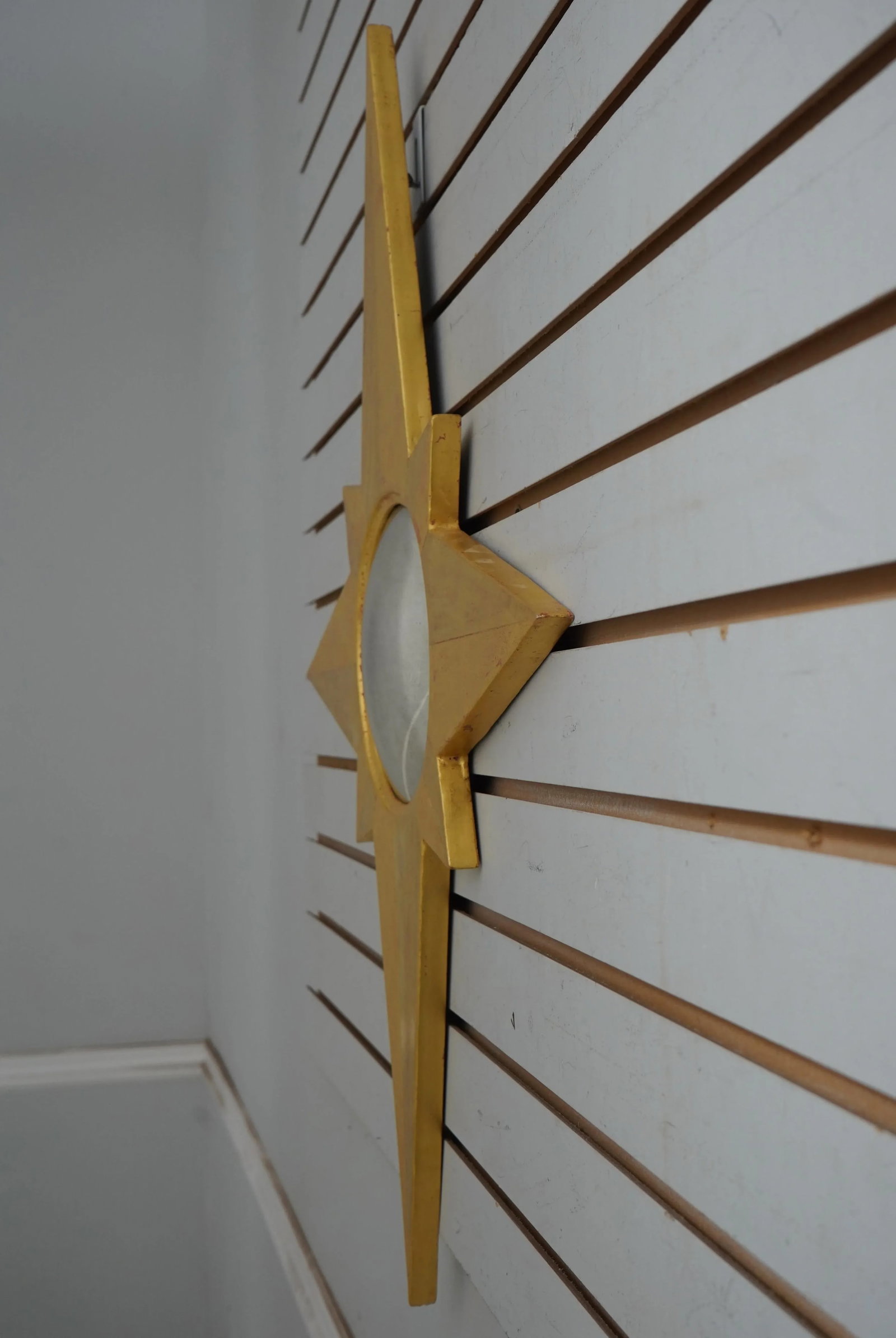 Modern Design Gold Leaf Finish Star Convex Mirror - 5