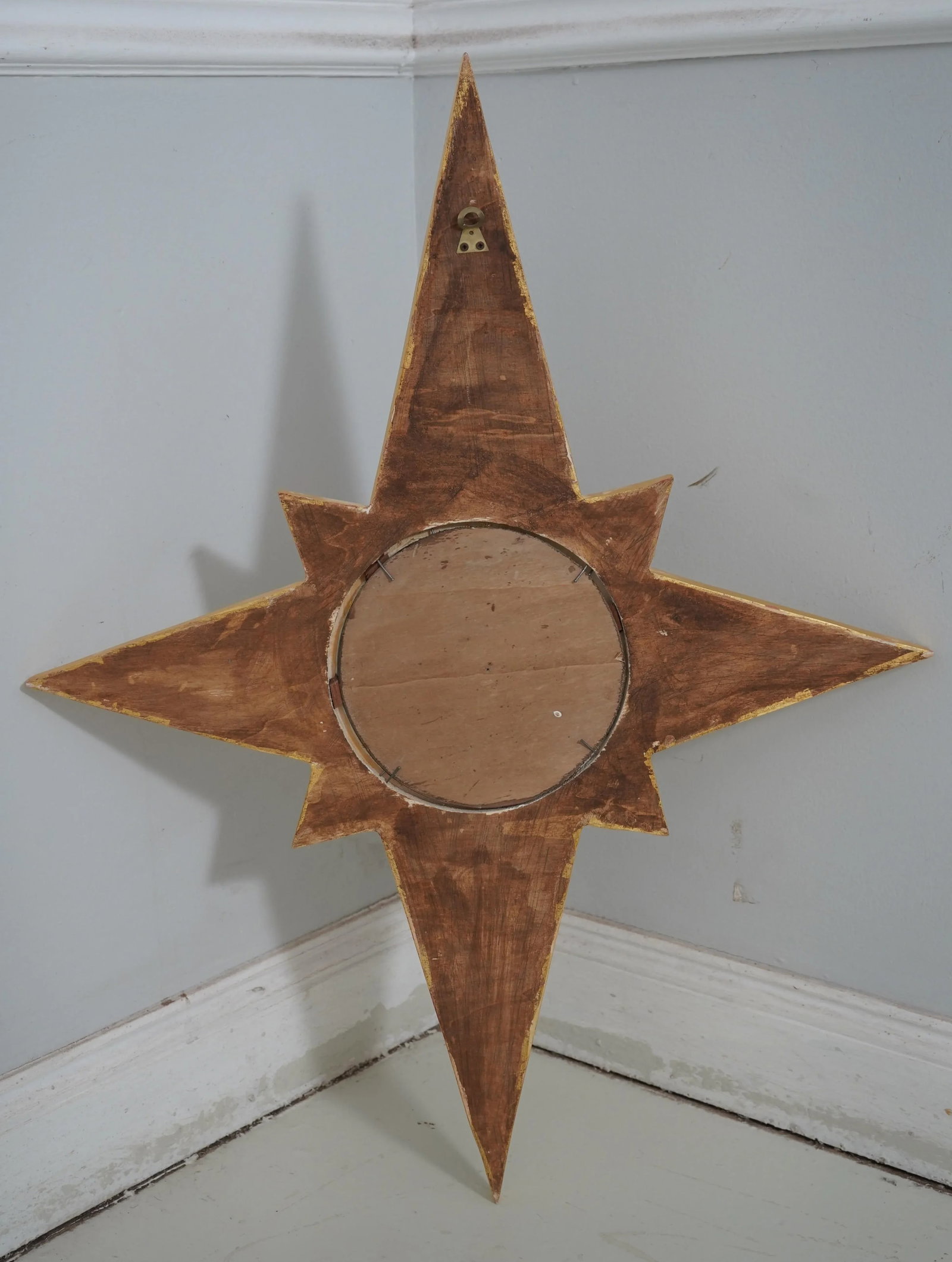 Modern Design Gold Leaf Finish Star Convex Mirror - 7