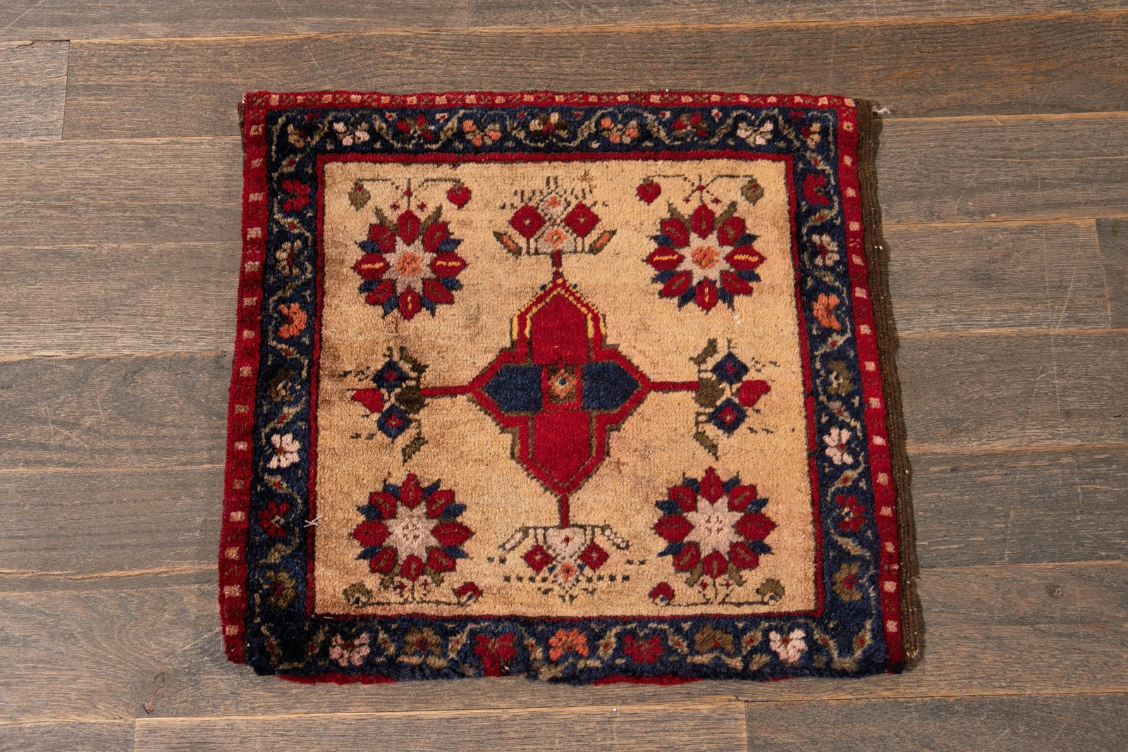 Vintage Persian Rug 1'4'' X 1'6'' - 2
