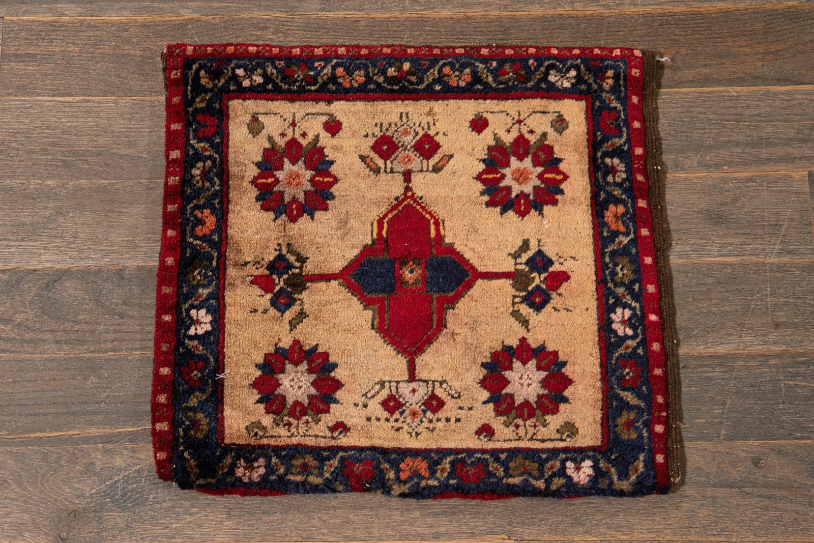 Vintage Persian Rug 1'4'' X 1'6'' - 4