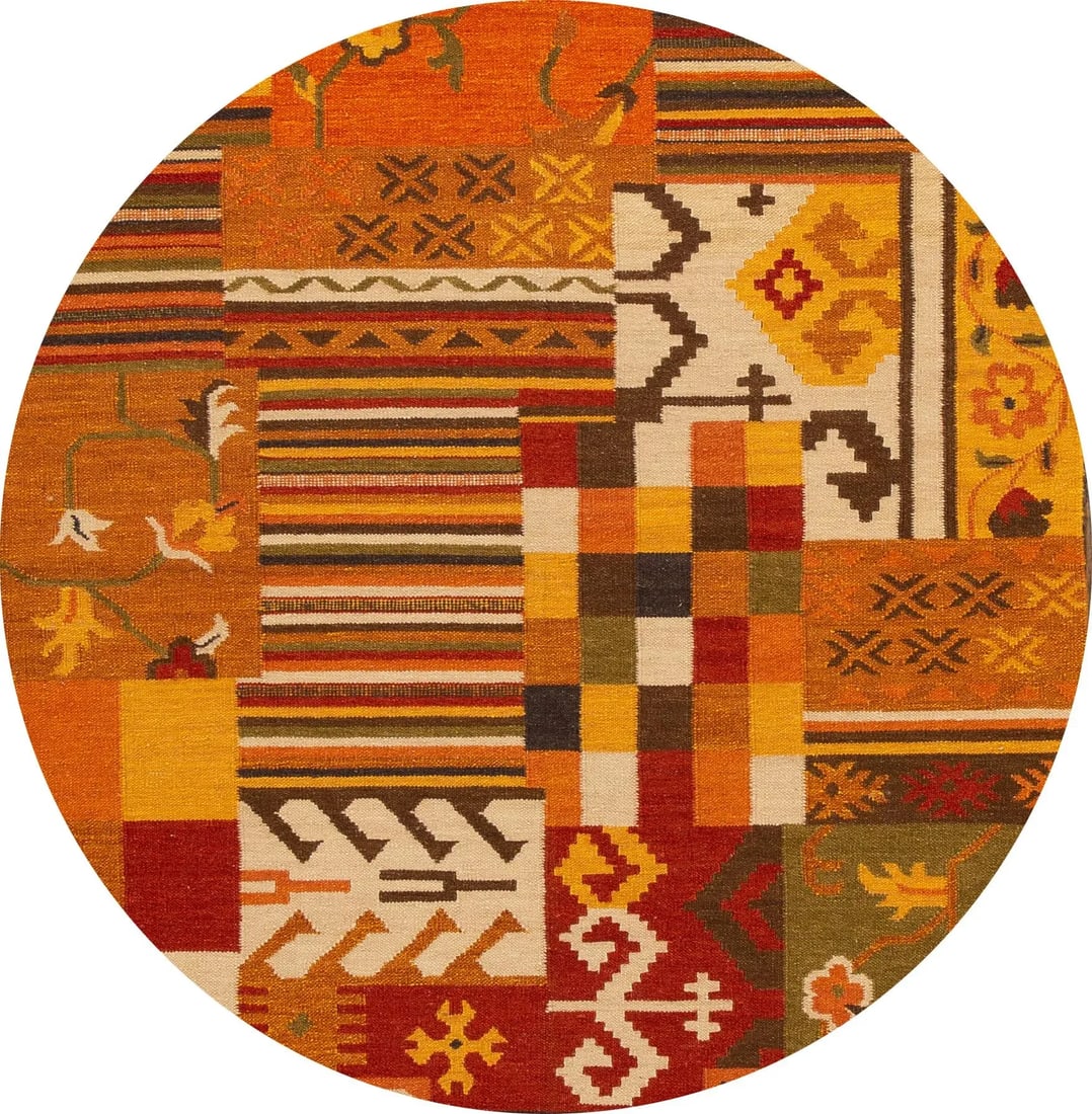 21st Century Contemporary Kilim Rug 4 '6'' X 6' 6''. - 2