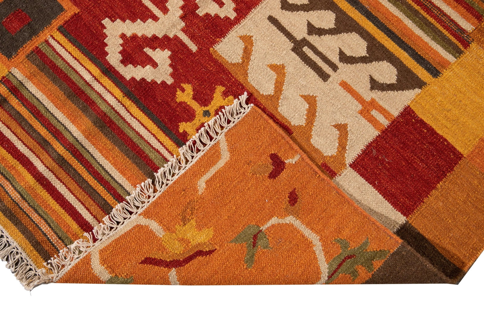 21st Century Modern Kilim Rug 4 '7'' X 6' 5''. - 4