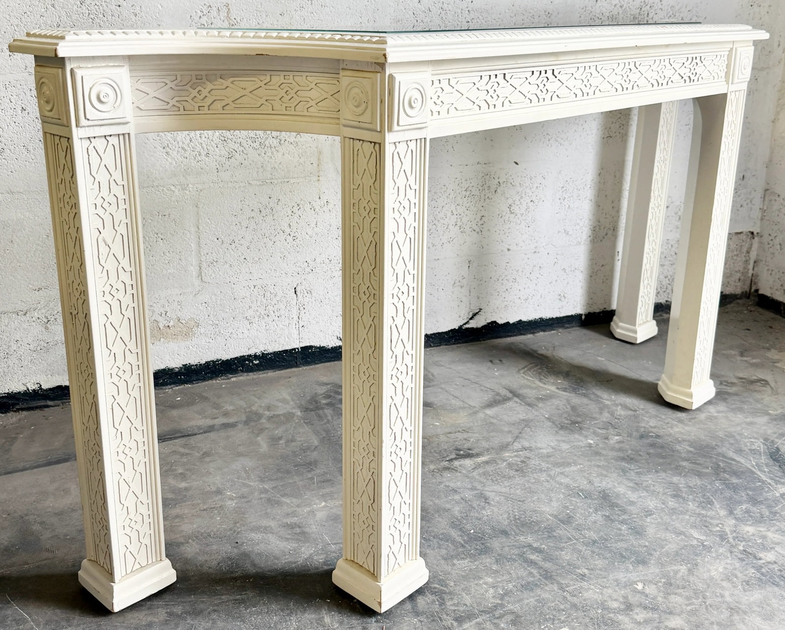 Chinoiserie Chic Solid Wood Console Table With Mirror Top - 4