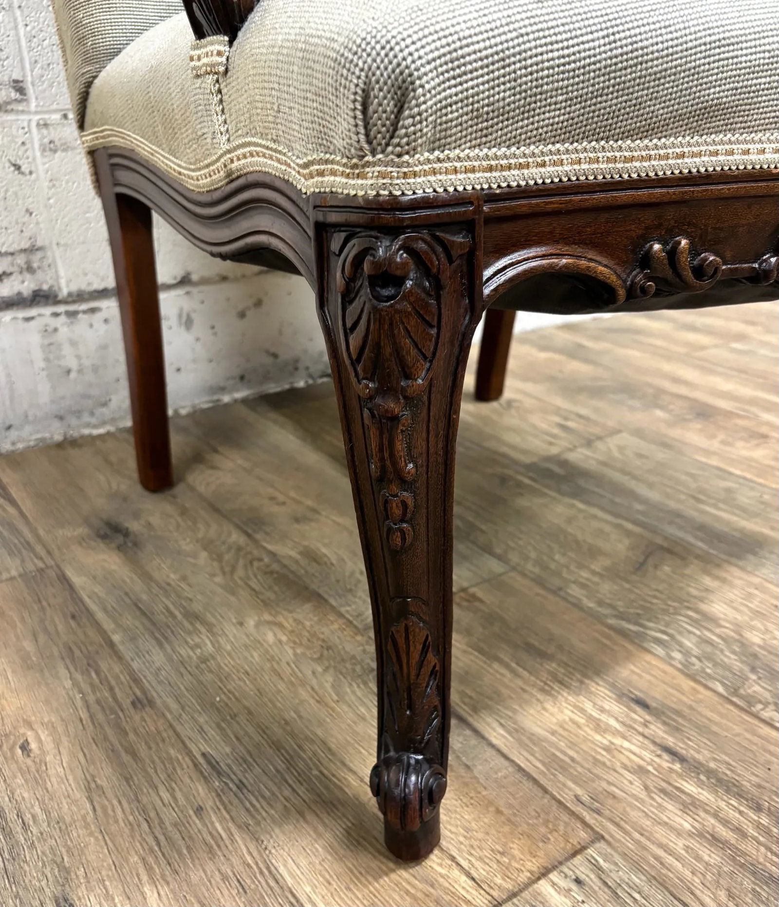 Vintage French Louis XV Style Needlepoint Upholstered and Floral Carved Armchair - 7