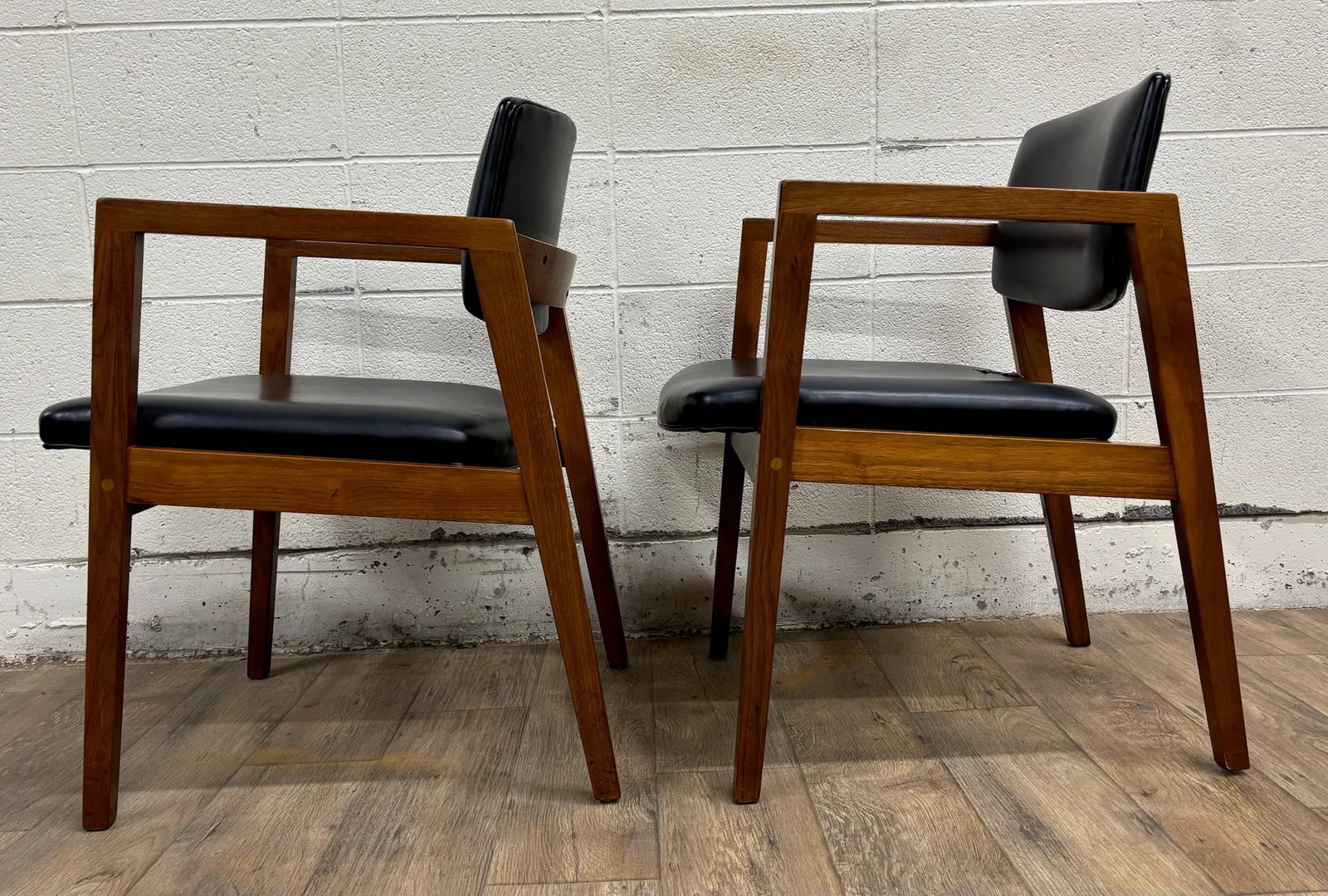 Vintage Imperial Desk Co Mid Century Modern Walnut Black Vinyl Arm Chairs - Pair - 7