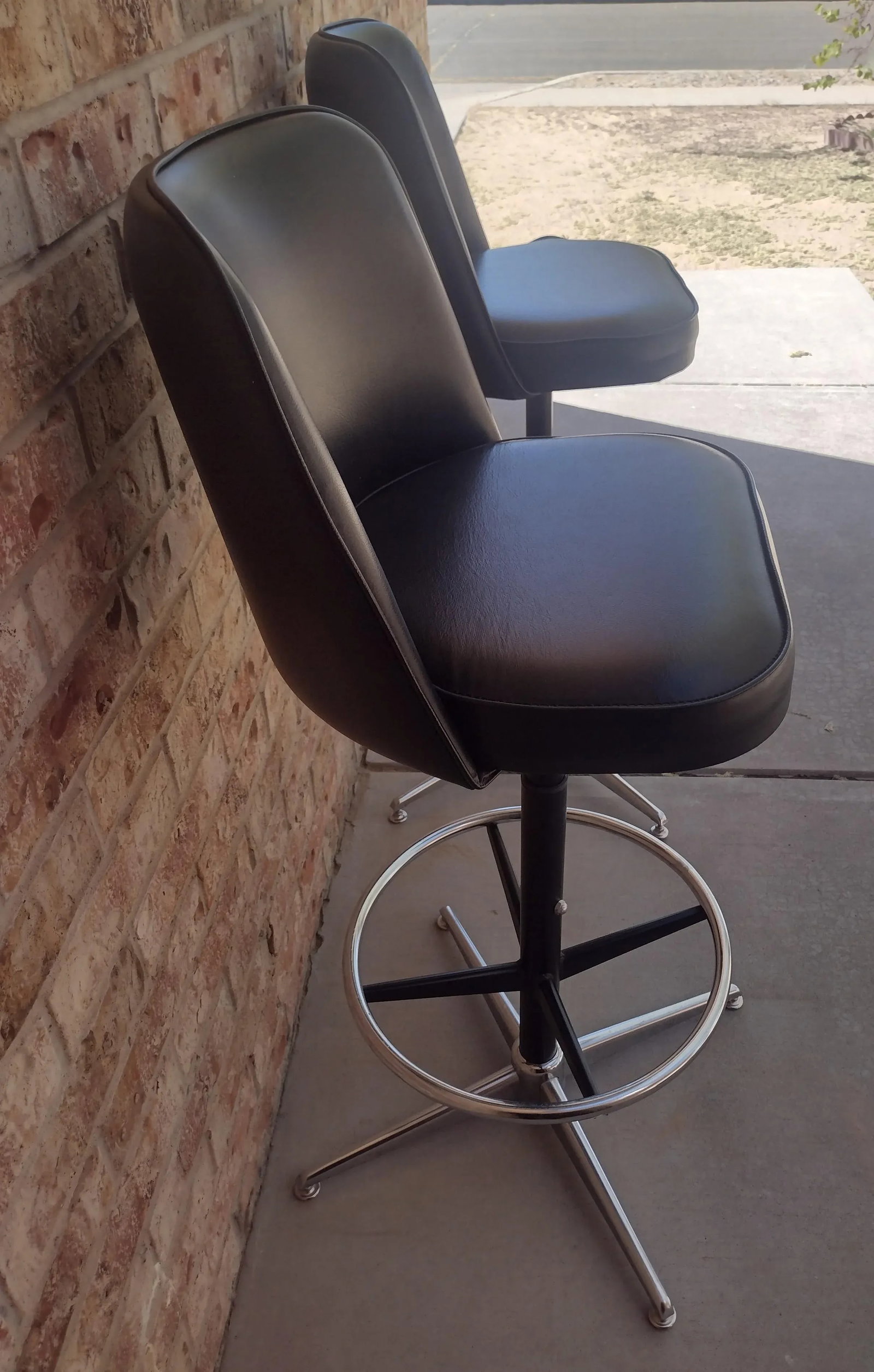 Pair of Vintage Mid-Century Modern Swivel Barstools by Kofabco - Black Vinyl & Chrome, Circa 1960s - 4
