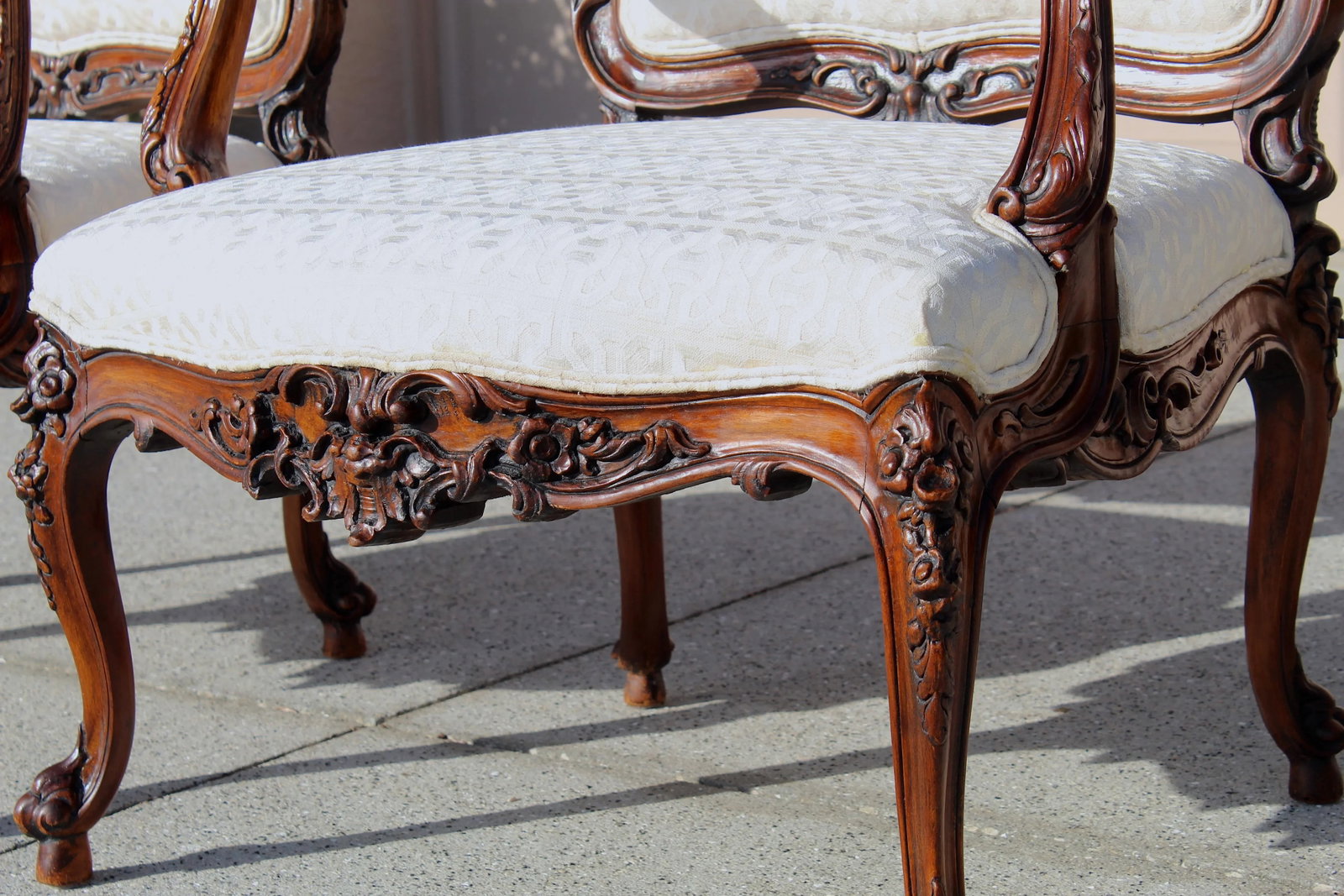 Antique French White Upholstered Walnut Armchairs | 19th Century Hand-Carved Louis Style Fauteuil Ch - 6