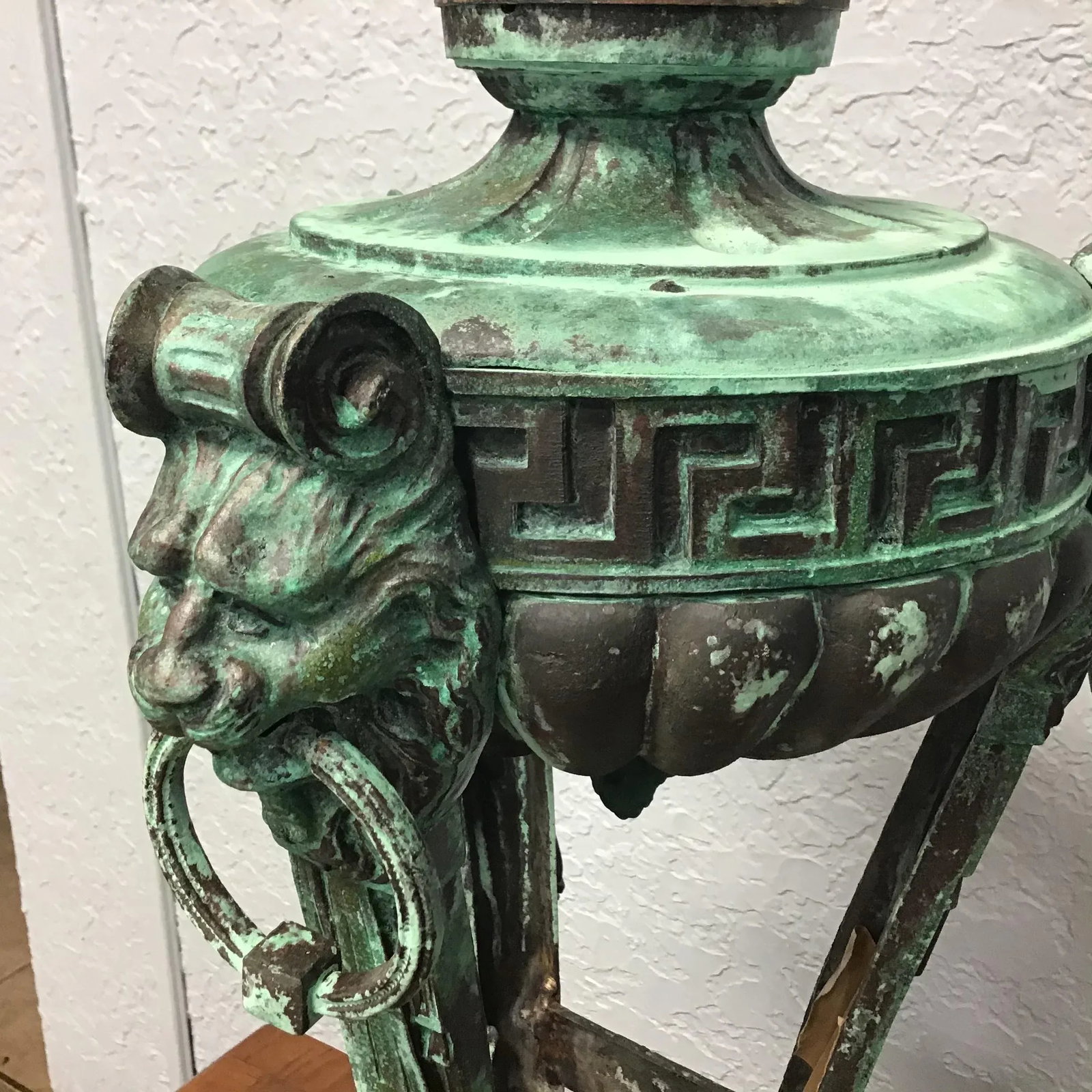 Large Italian Style Patinated Metal Lamp - 7