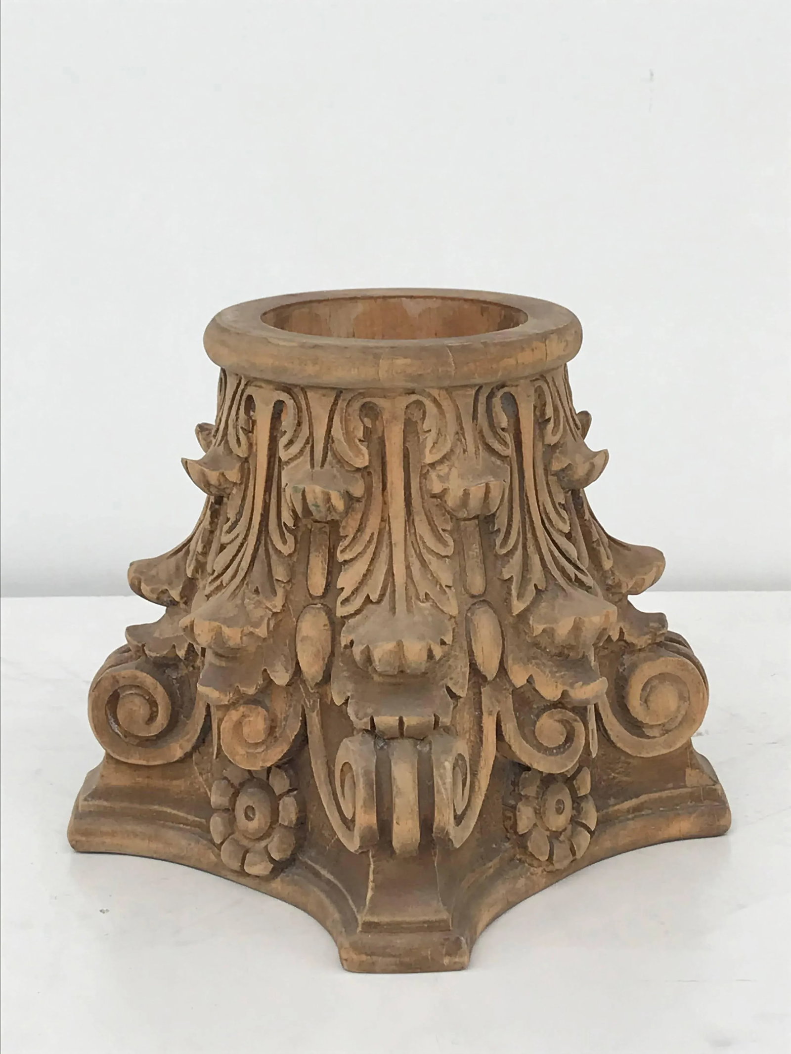 Corinthian Capital Planter - 2