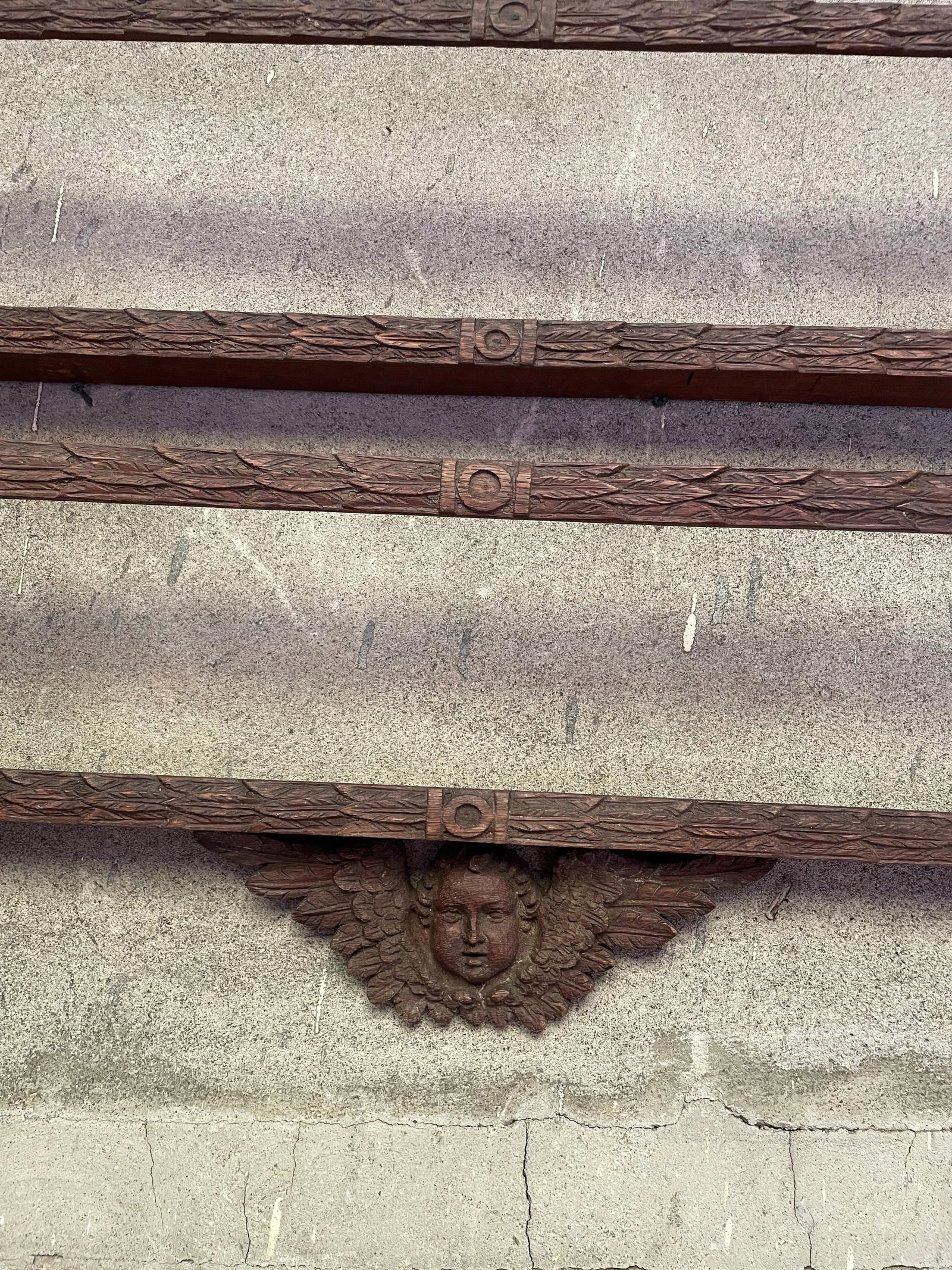 Early 20th Century Dutch Carved Oak Angel Cherub Head Wall Mounted Plate Display Rack Shelf - 3