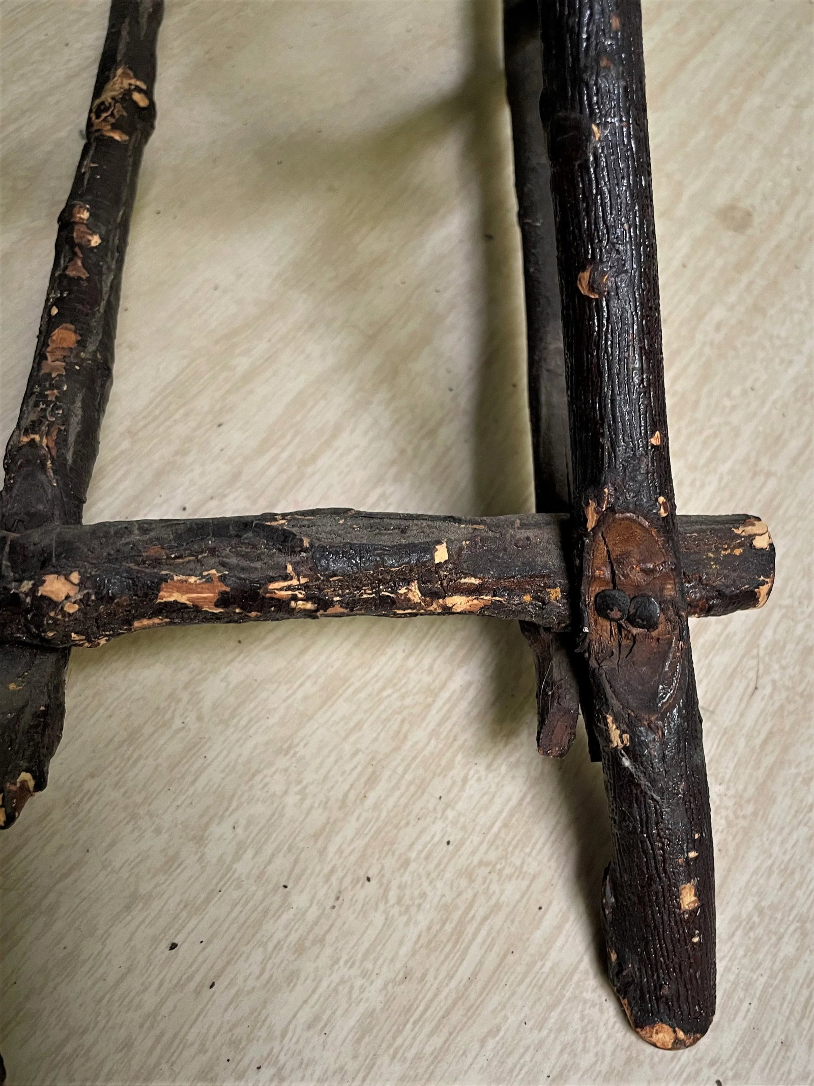 Early 20th Century Adirondack Folk Art Wishbone Twig Wall Mount Holder Basket Handmade Artisan - 2