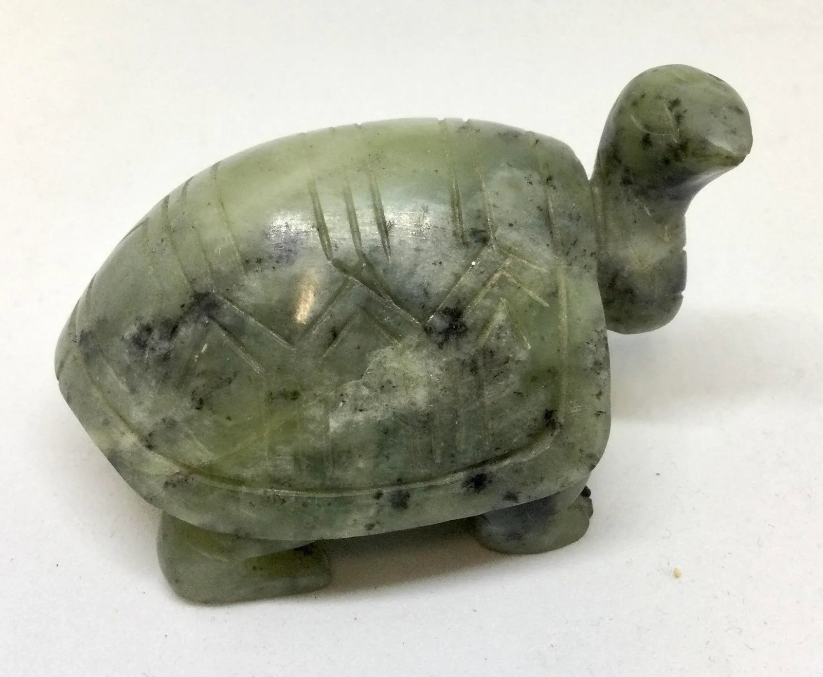 1980s Asian Spinach Jade Carved Turtle Sculpture - 5
