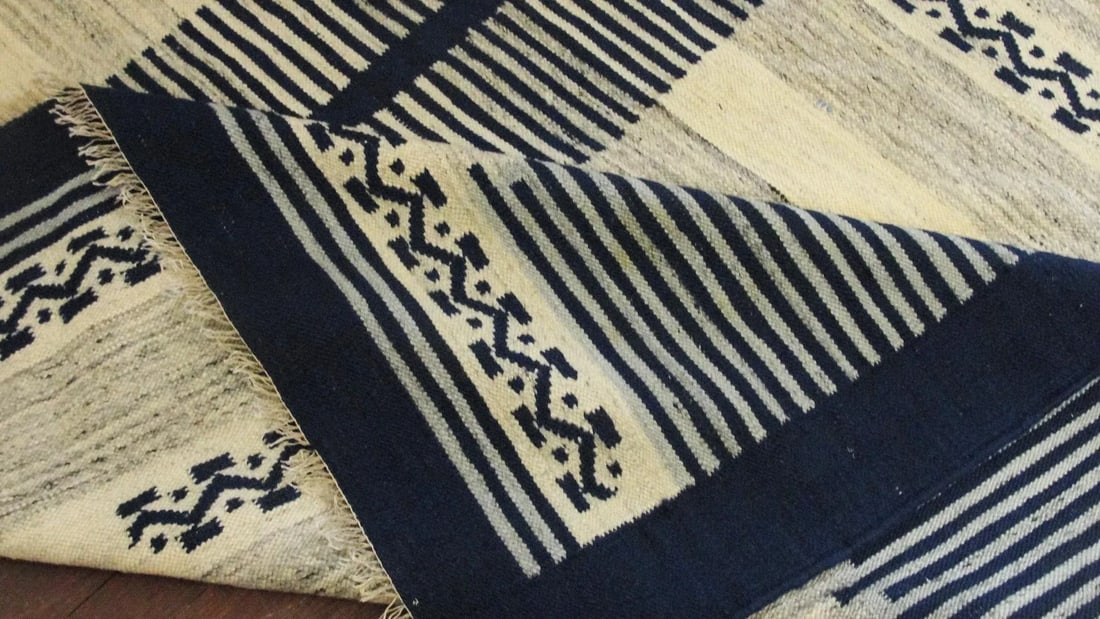 20th Century Swedish Flat-Weave Rug - 3