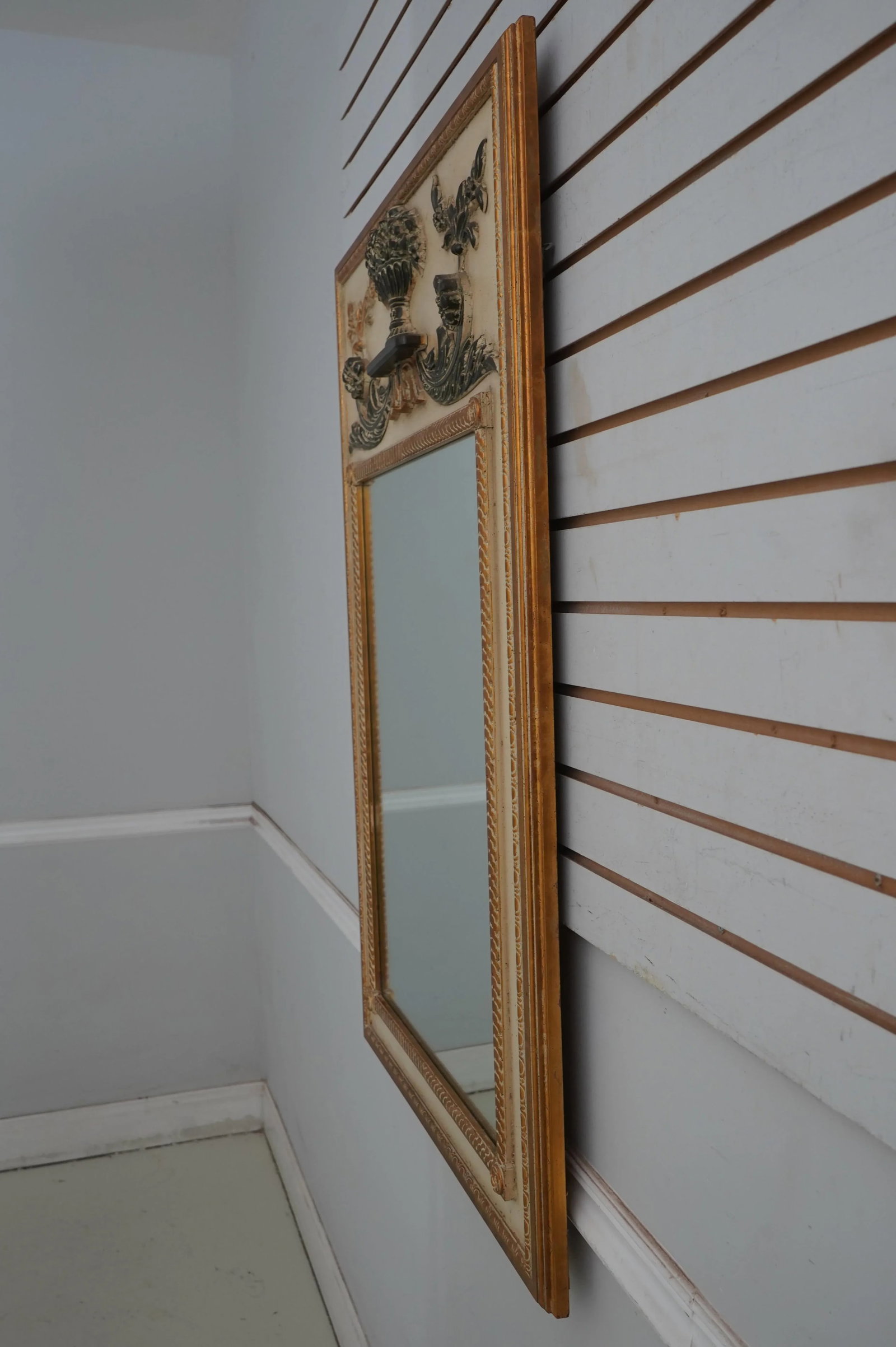 Italian Neoclassical Painted Finish Carved Mirror - 2