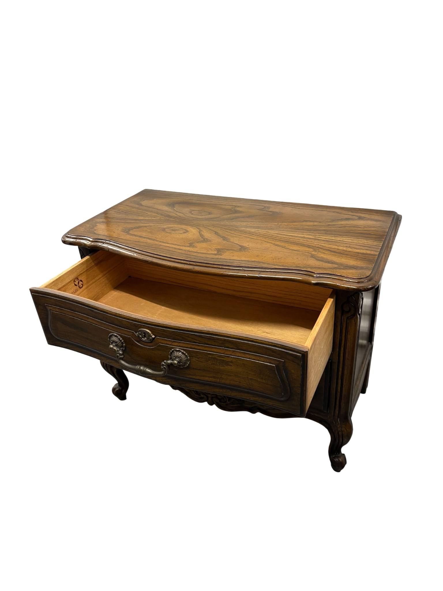 Late 20th Century Drexel Chatillon Collection Louis XV French County Style Oak Nightstands - A Pair - 3