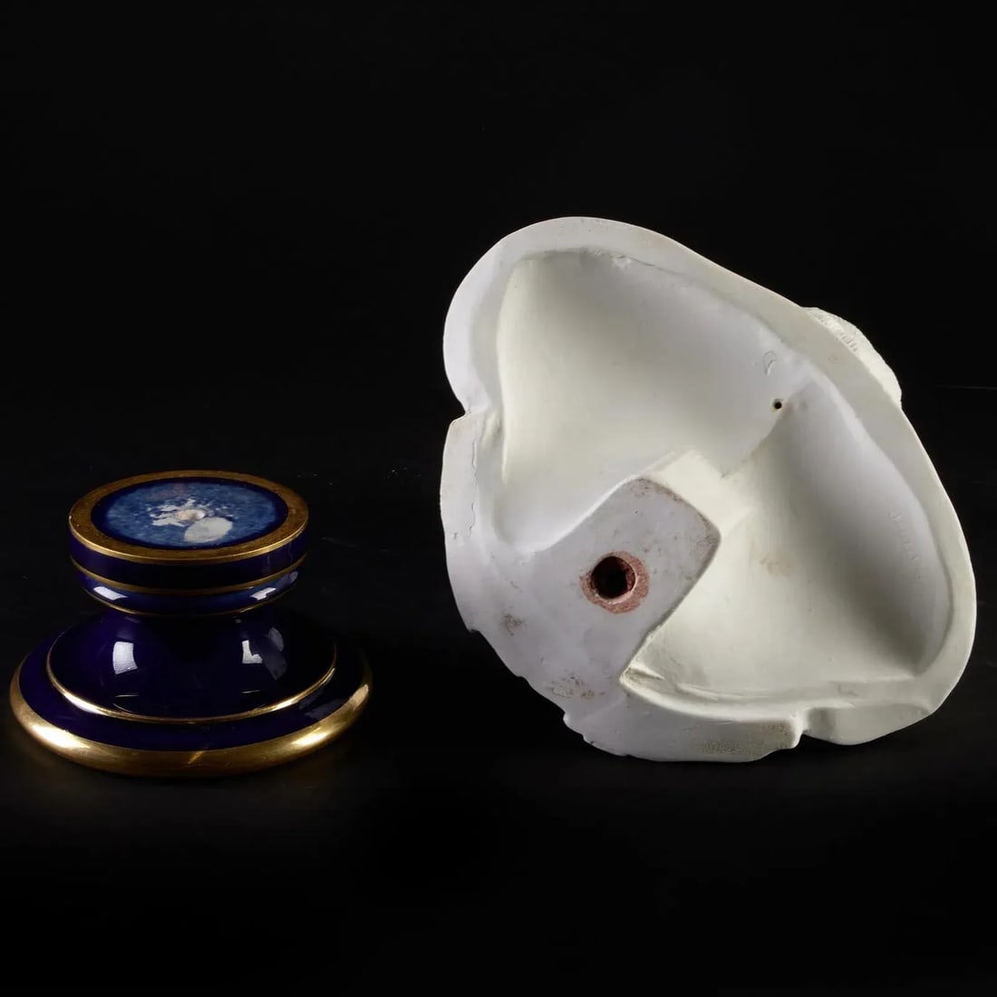 Antique 19th Century French Sevres Biscuit Porcelain Bust of Benjamin Franklin on a Faux Lapis Socle - 5