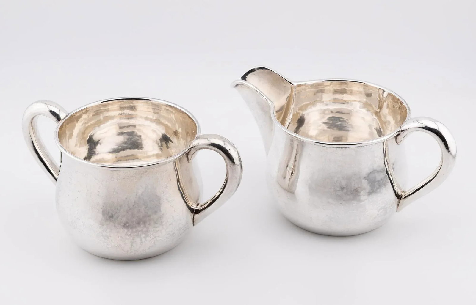 Sterling Silver Arts and Crafts Sugar Bowl and Creamer, 1930s - 4