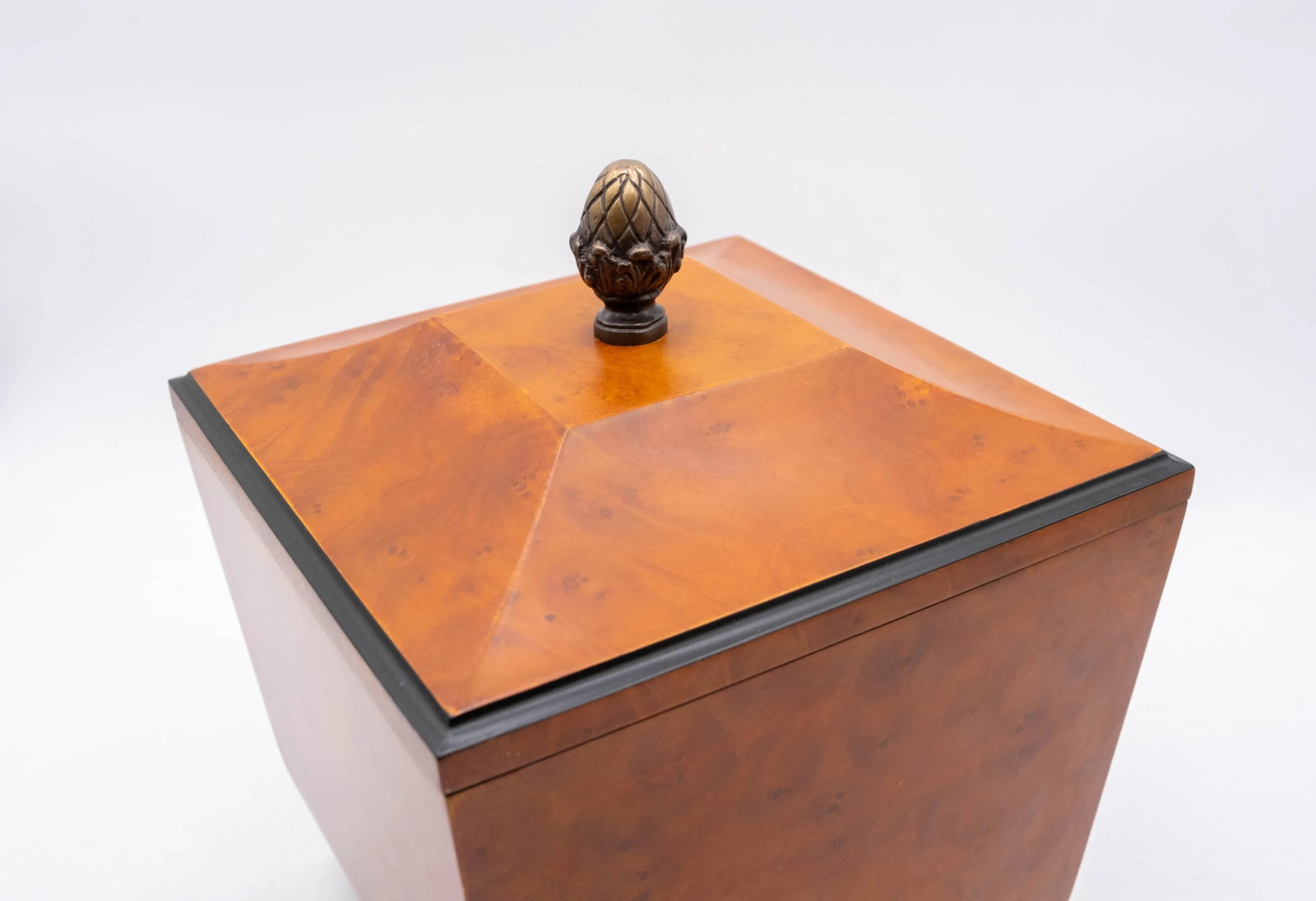 Decorative Crafts Burl Wood Lidded Box or Tea Caddy - 8
