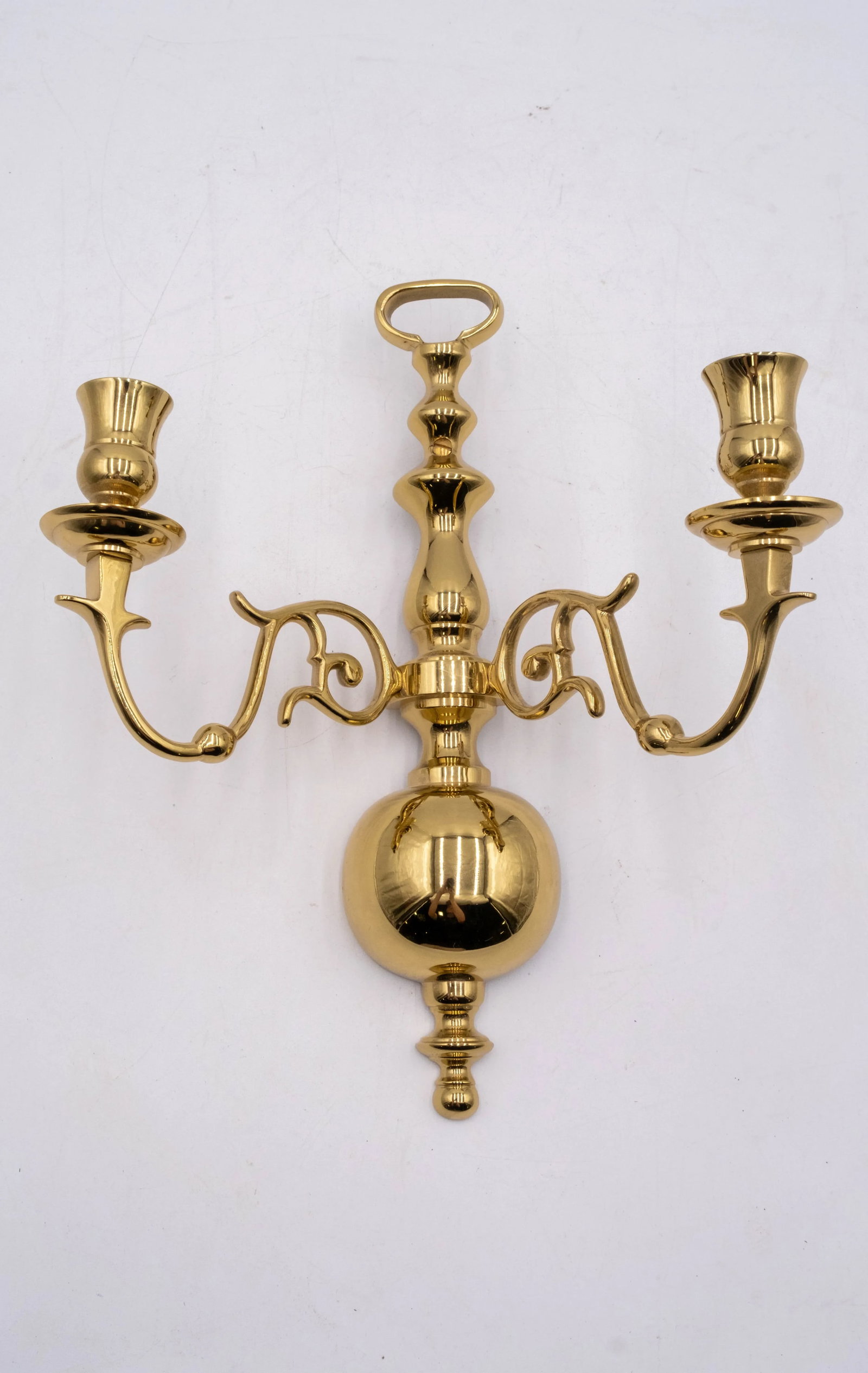 Vintage Pair of 2 Arm Brass Colonial Williamsburg Style Sconces - 2