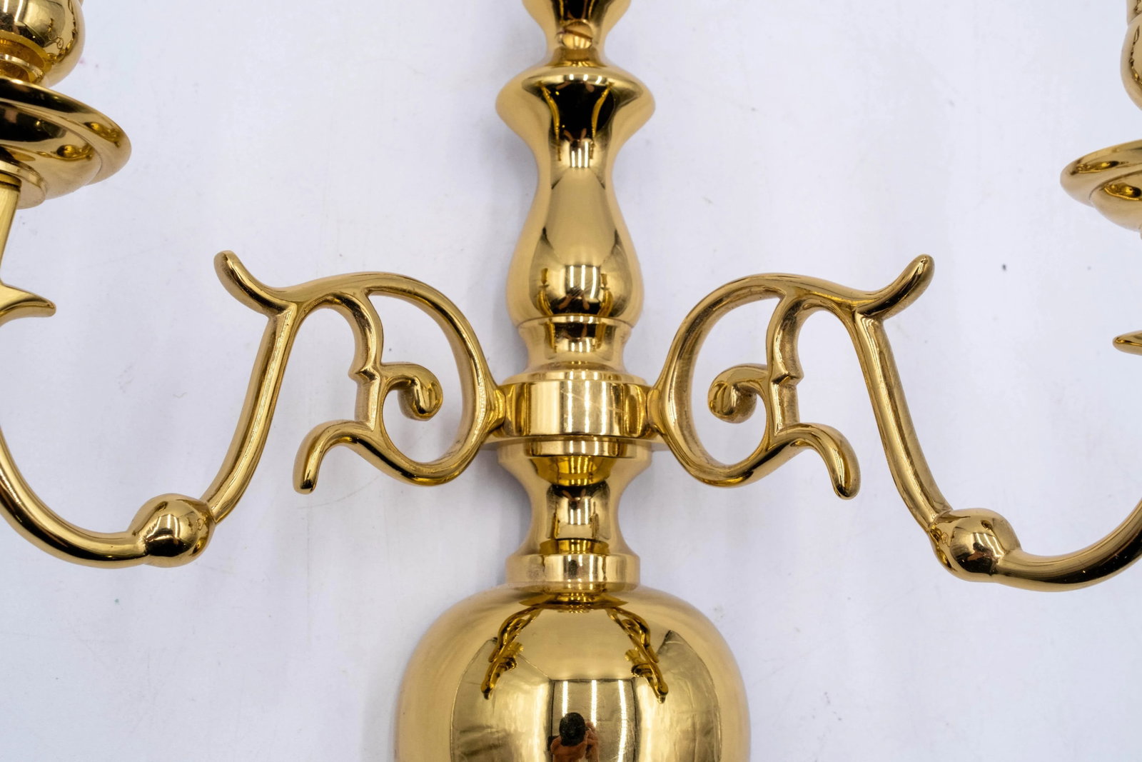 Vintage Pair of 2 Arm Brass Colonial Williamsburg Style Sconces - 6