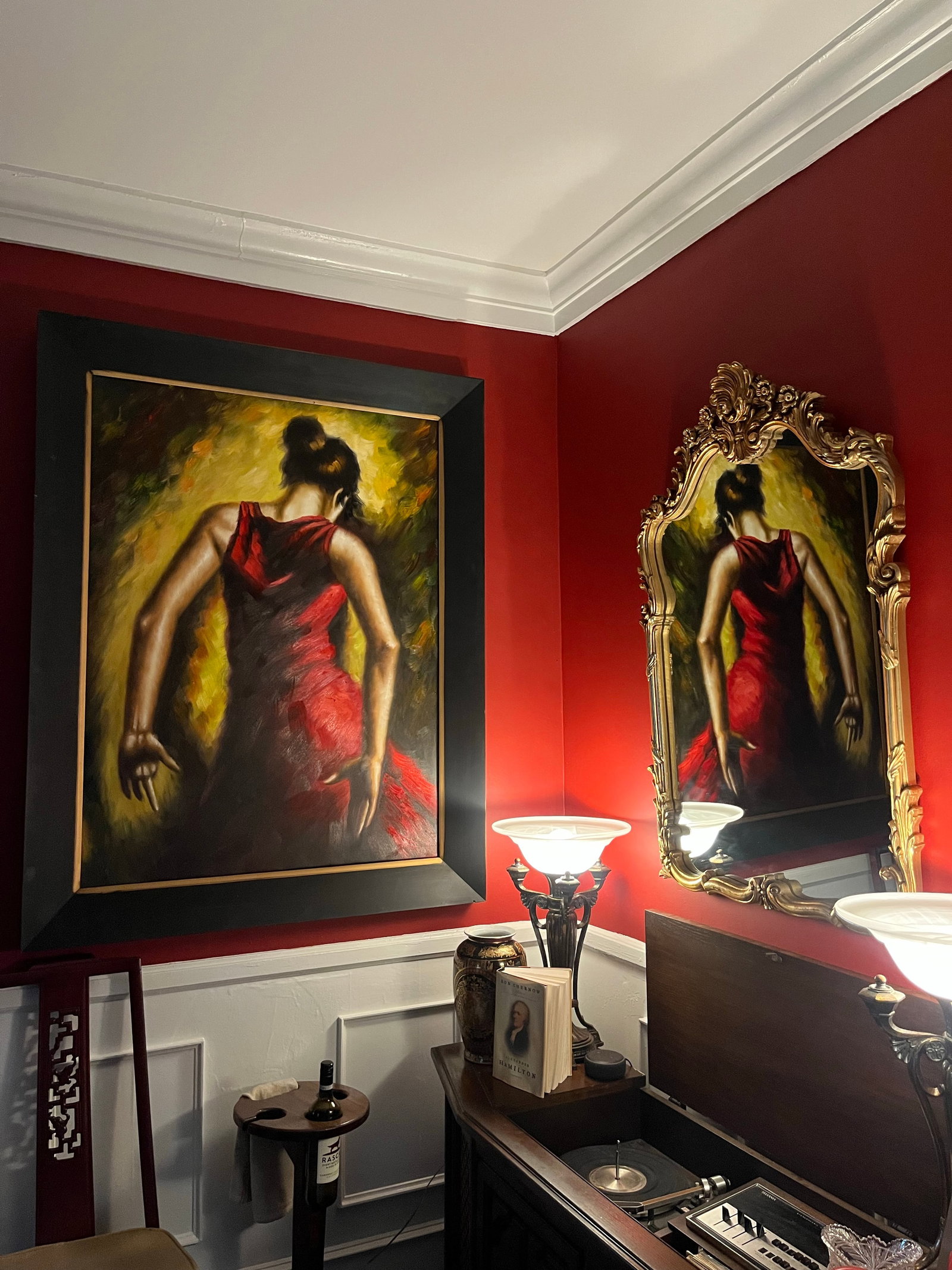 Expressive Spanish Flamenco Dancer Oil Painting in Red and Gold, Early 21st Century - 3