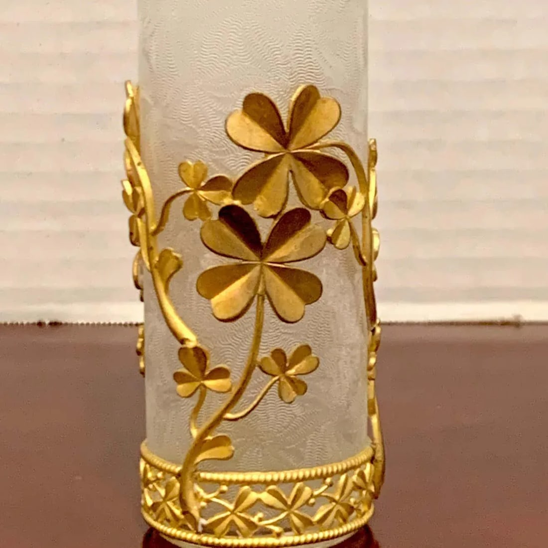 Early 20th Century Belle Epoque Baccarat Attributed Four-Leaf Clover Ormolu Mounted Vase - 3