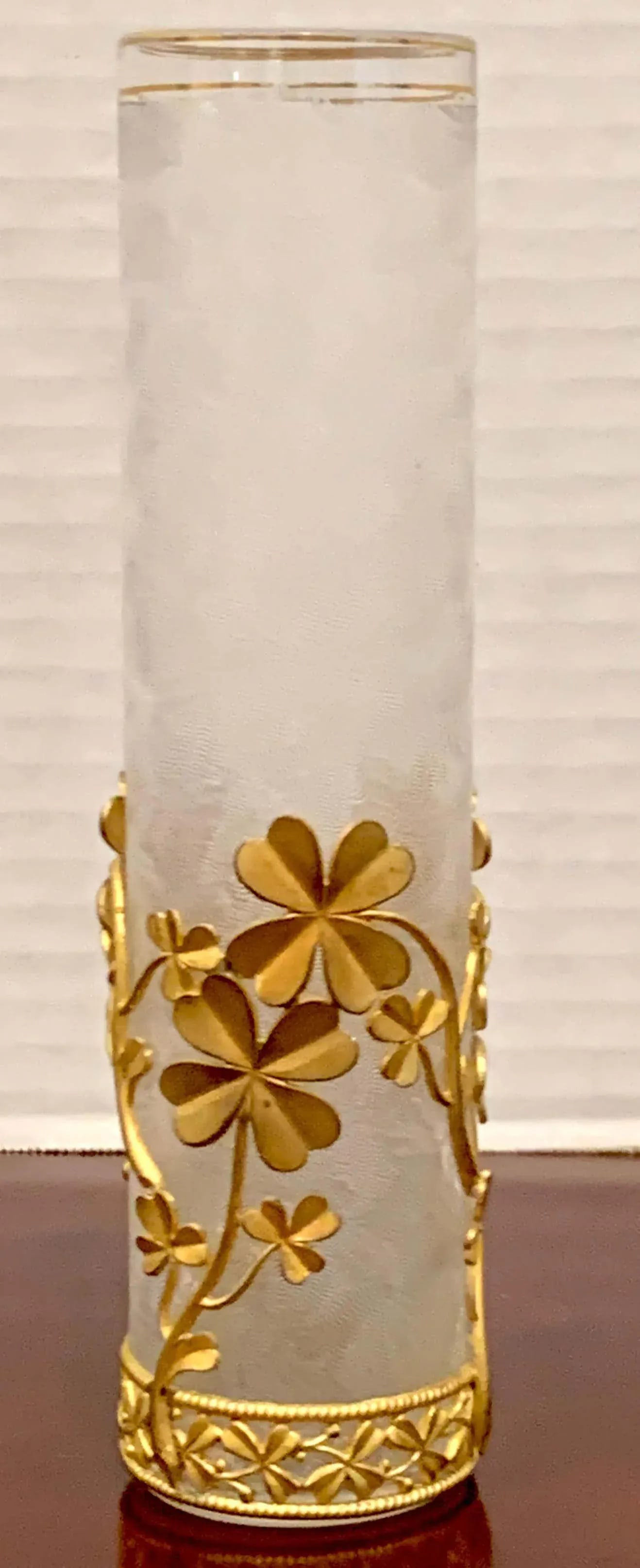 Early 20th Century Belle Epoque Baccarat Attributed Four-Leaf Clover Ormolu Mounted Vase - 7