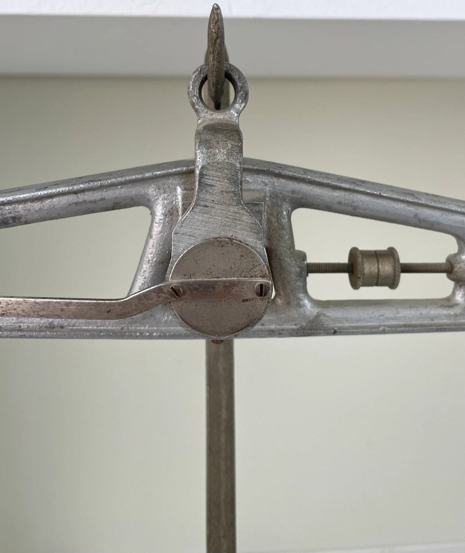 Vintage 1940s Metal Scale - 7