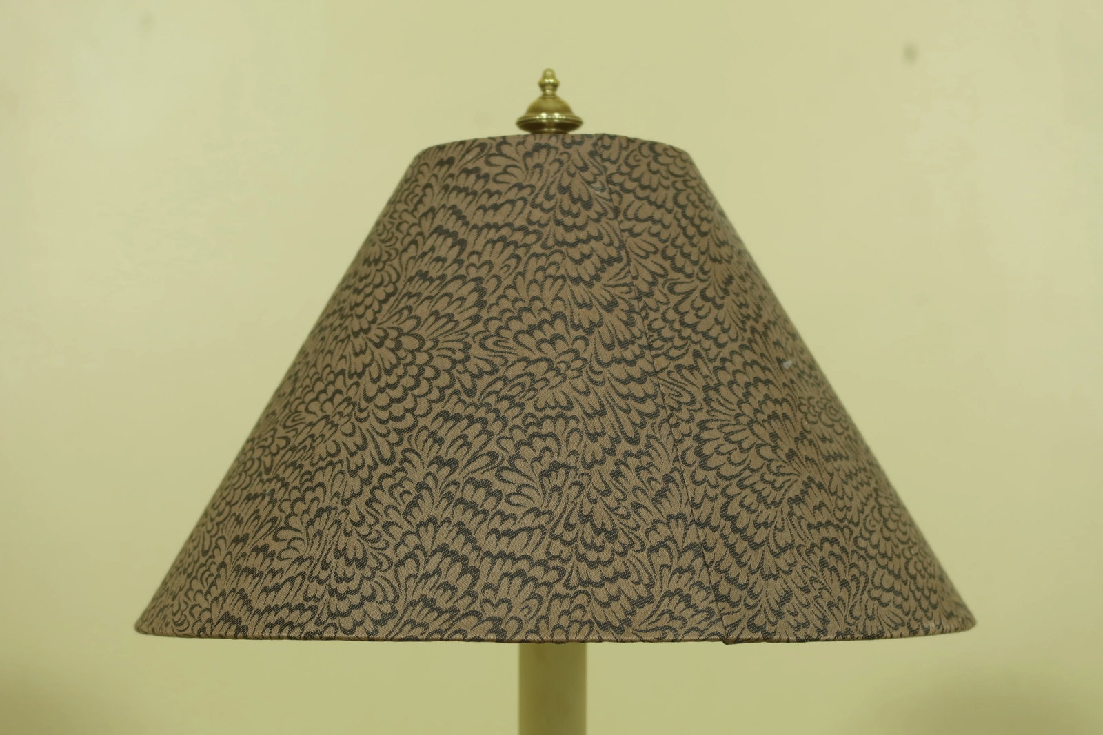 Frederick Cooper Tall Brass Table Lamp W. Shade - 2
