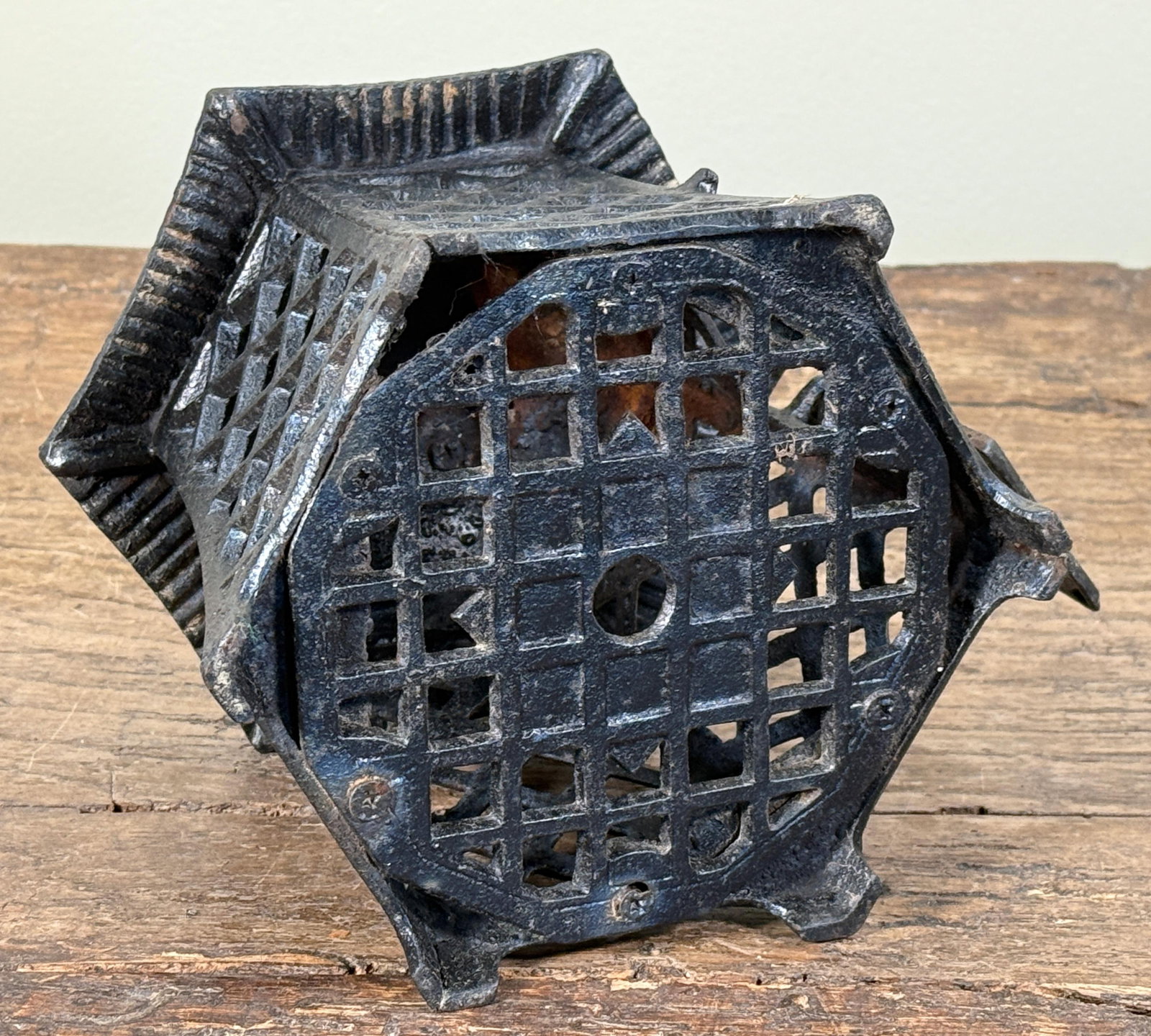 Vintage Japanese Style Cast Iron Pagoda Hanging Lantern - 4